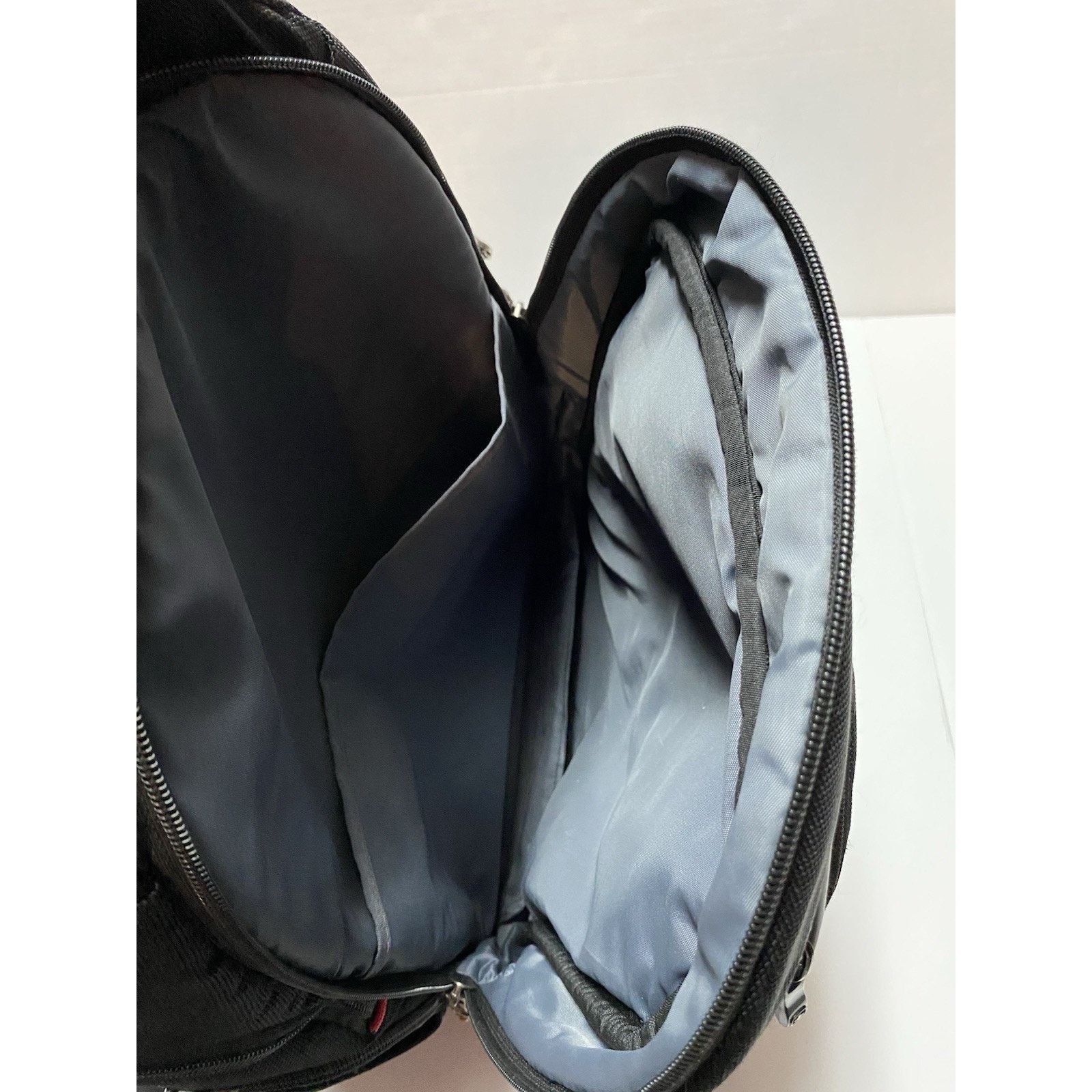 Swissgear Swiss Gear Pegasus Laptop Tablet Backpack Bag Black Grey 17" Size ONE SIZE - 4 Thumbnail