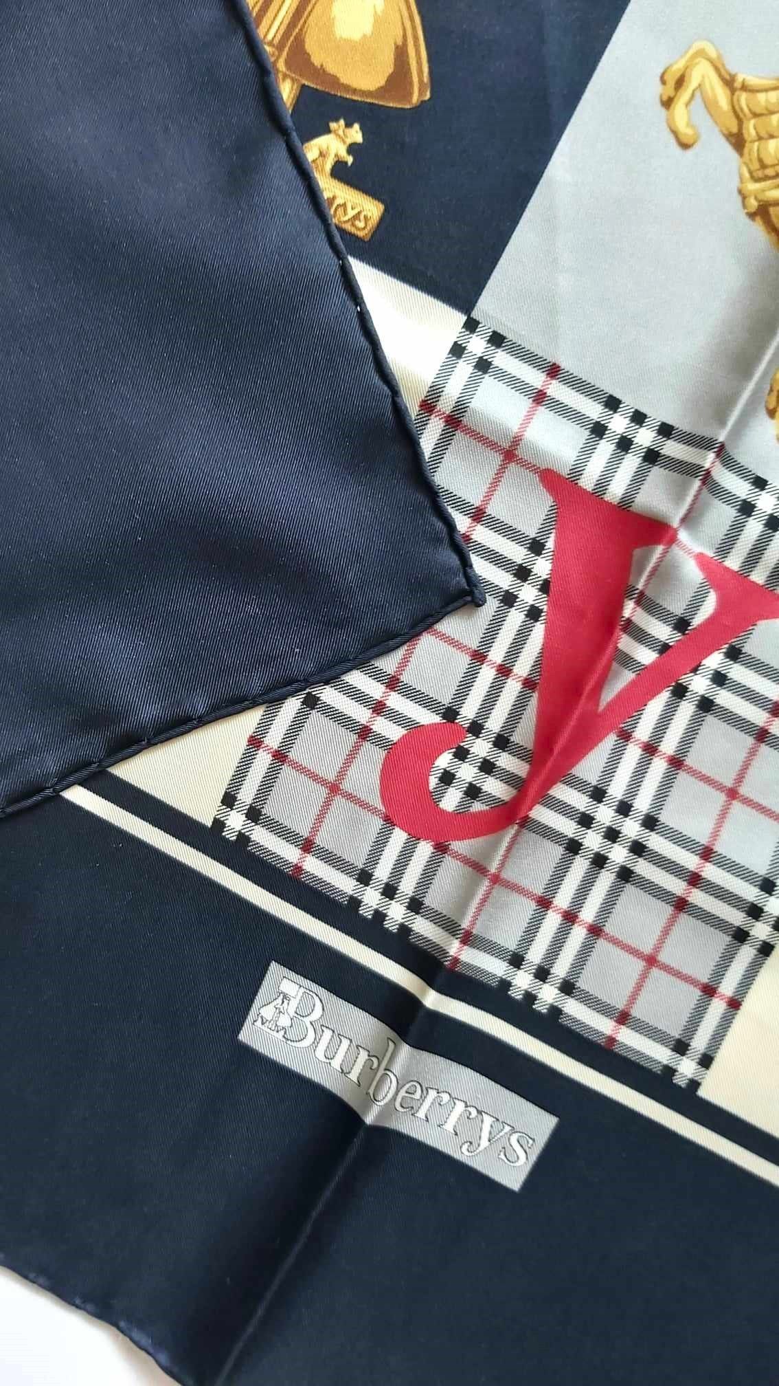 Burberry × Vintage Burberry's silk scarf Size ONE SIZE - 6 Thumbnail