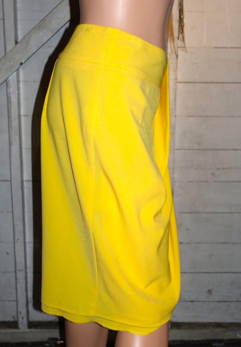 United Colors Of Benetton Stile Benetton Yellow Faux Wrap Skirt M Size 28" / US 6 / IT 42 - 6 Thumbnail