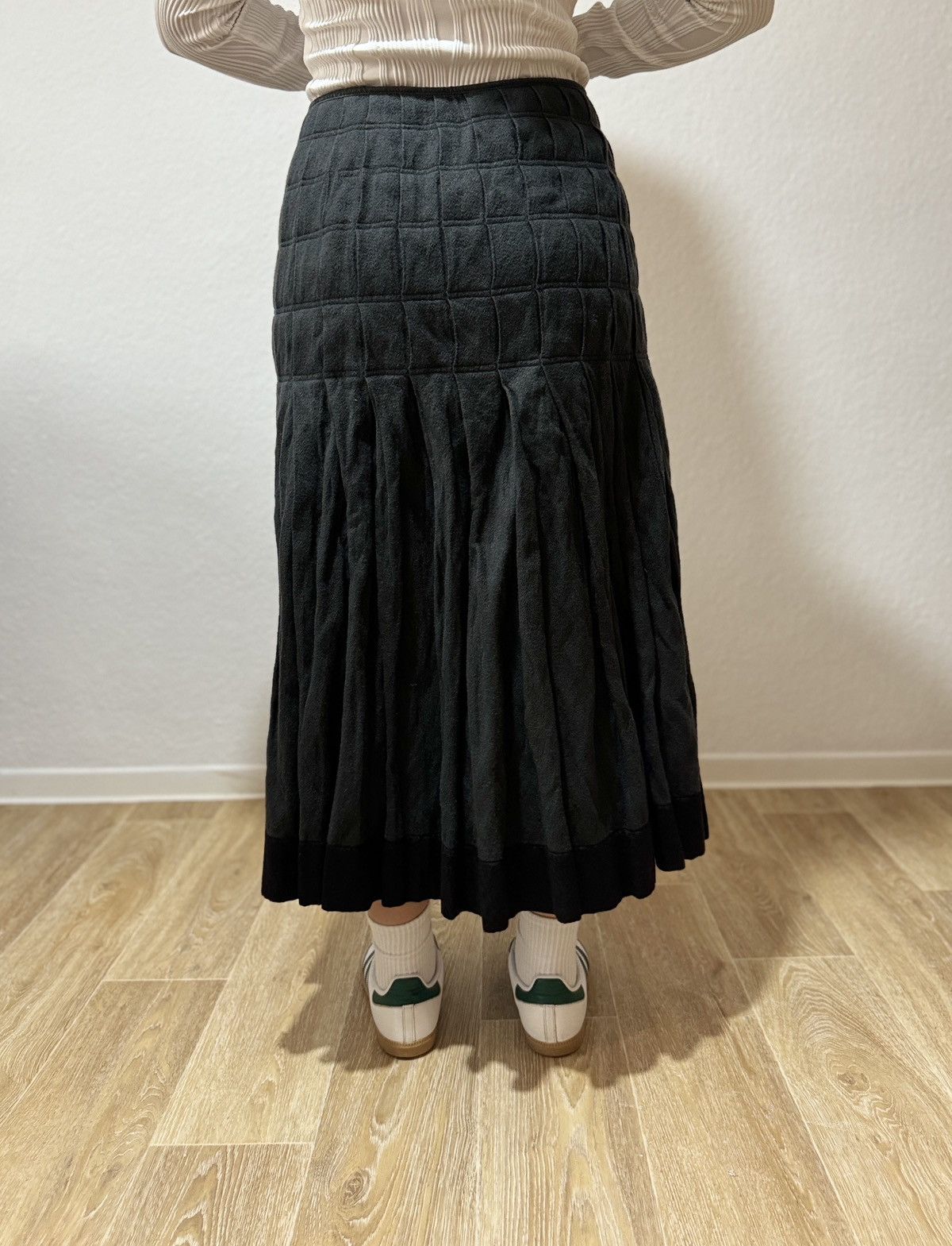 Designer × Dries Van Noten × Japanese Brand ARCHIVE DRIES VAN NOTEN WOOL METAL FIBRE GRAY LONG SKIRT Size 30" / US 8 / IT 44 - 7 Thumbnail
