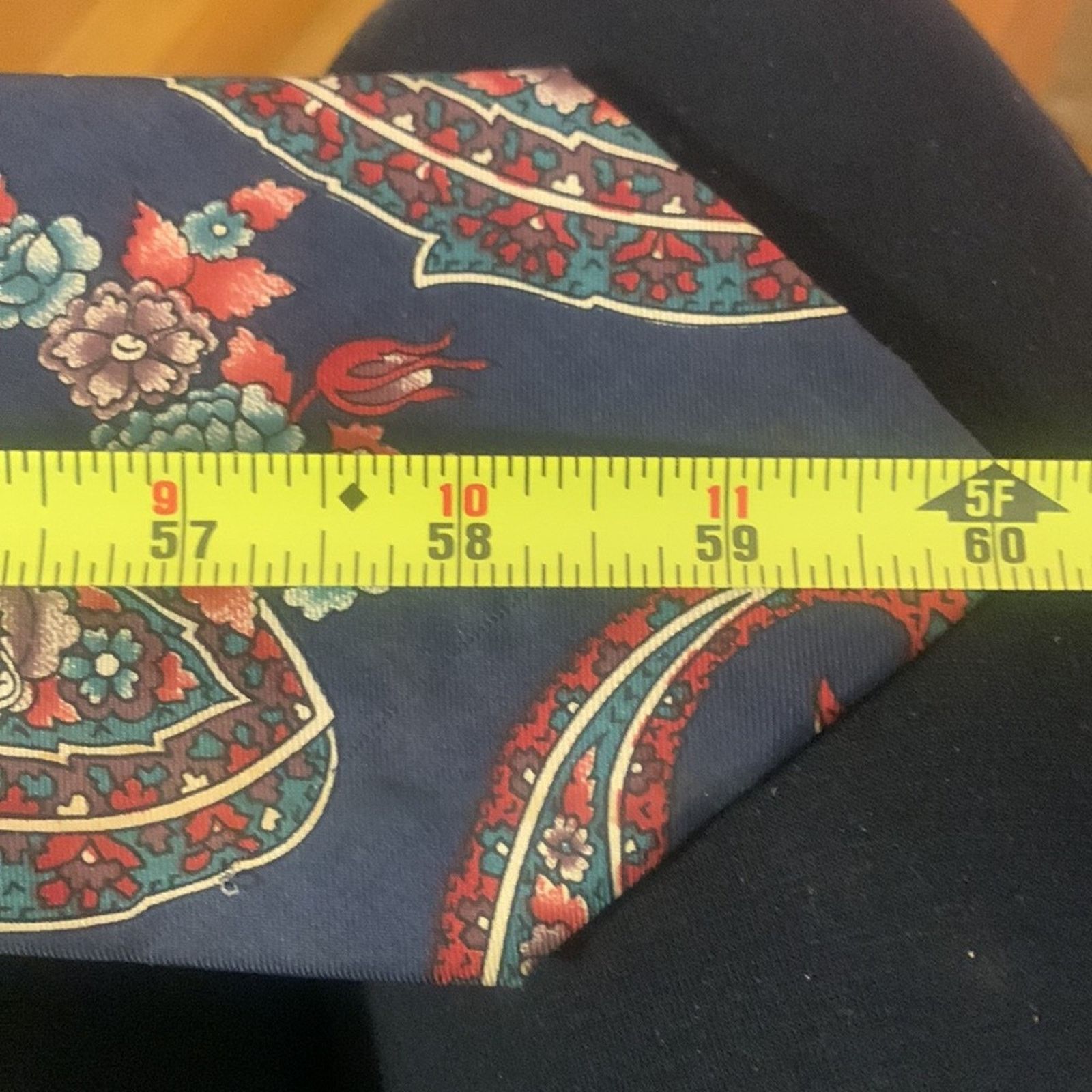 Disney Mickey Mouse Disney 100% silk vintage necktie Size ONE SIZE - 9 Thumbnail