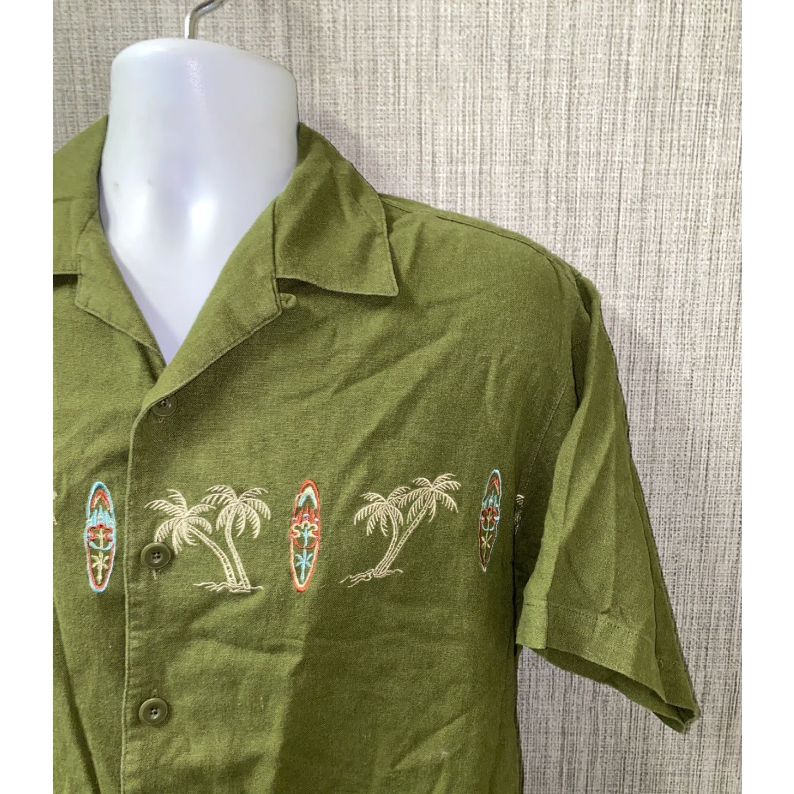 ALOHAS Island Blue Mens Short Sleeve Button-Up Aloha Hawaiian Shirt Green Linen/Rayon Embroidered Size M Size US M / EU 48-50 / 2 - 2 Thumbnail