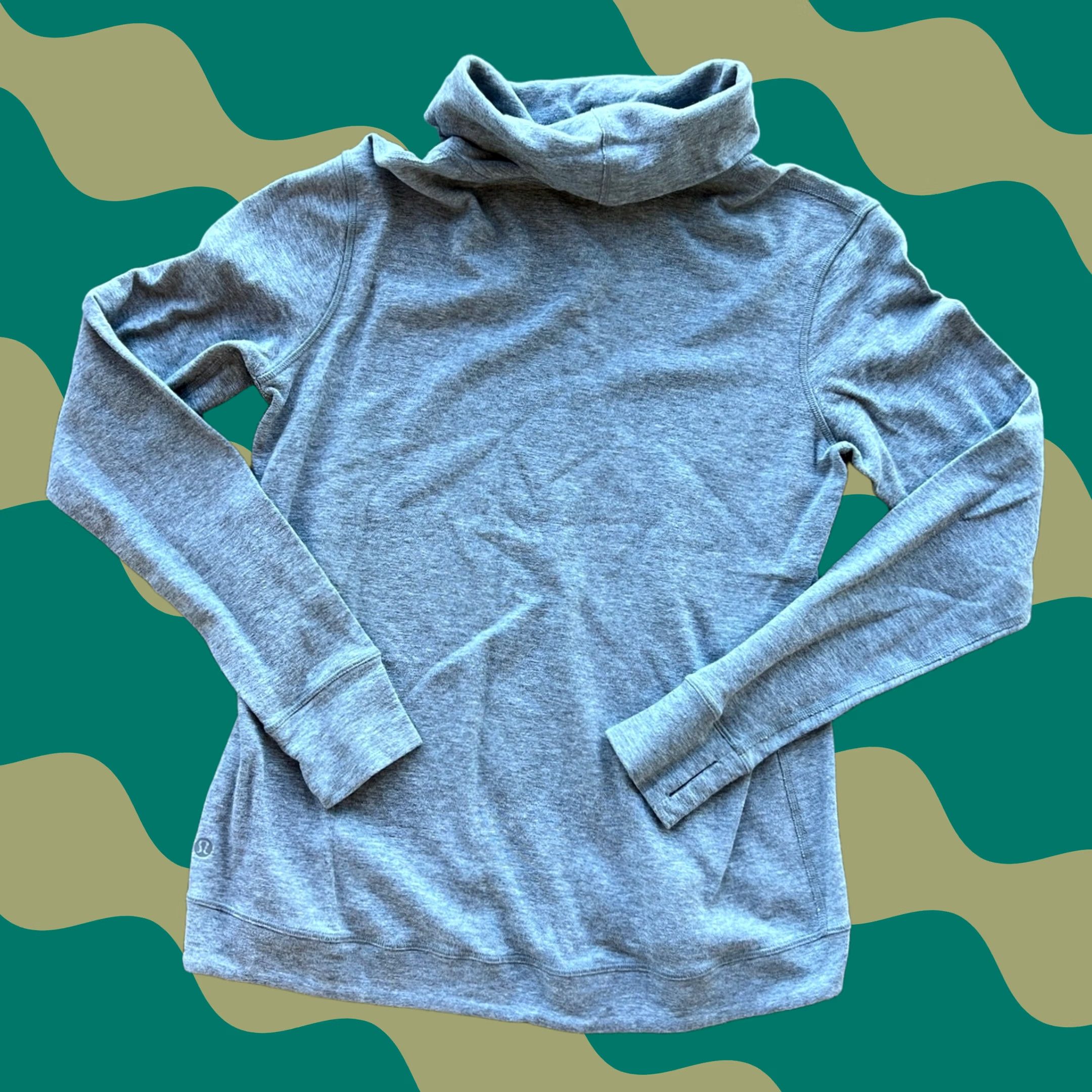 Lululemon VINTAGE Lululemon Heather Grey Cowl Turtle Neck Longsleeve Shirt 6 Womens Size M / US 6-8 / IT 42-44 - 1 Thumbnail