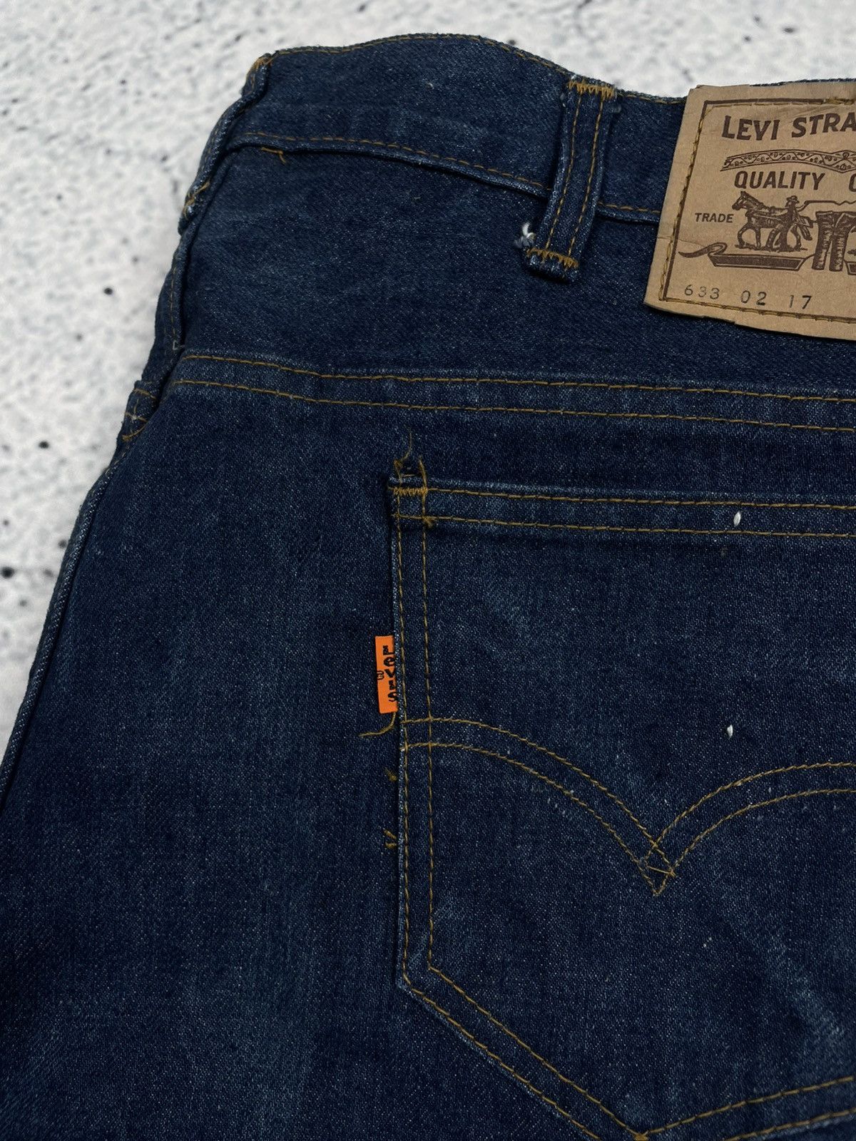 Levi's Vintage Clothing 70s Vintage Levis 633 02 17 W38L34 Made in Great Britain egv Size US 38 / EU 54 - 14 Thumbnail