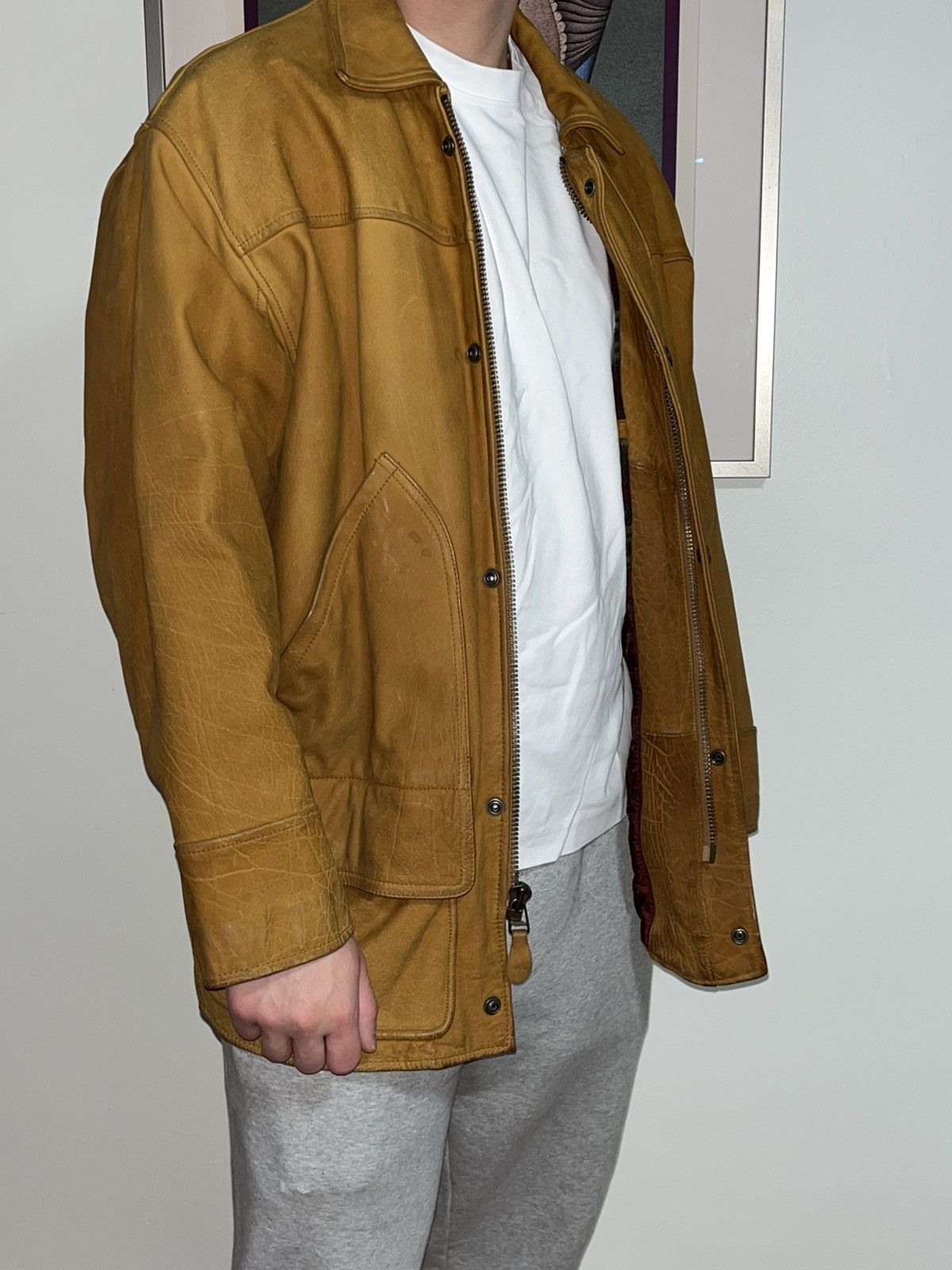 Avirex × Vintage Vintage Avirex Nubuck Leather Jacket Size US XL / EU 56 / 4 - 2 Thumbnail