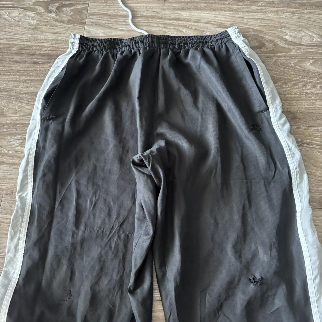 Starter Crazy Vintage Y2K/2000s Baggy Black Grey Striped Starter Streetwear Track Pants! Size L Size US 34 / EU 50 - 4 Thumbnail