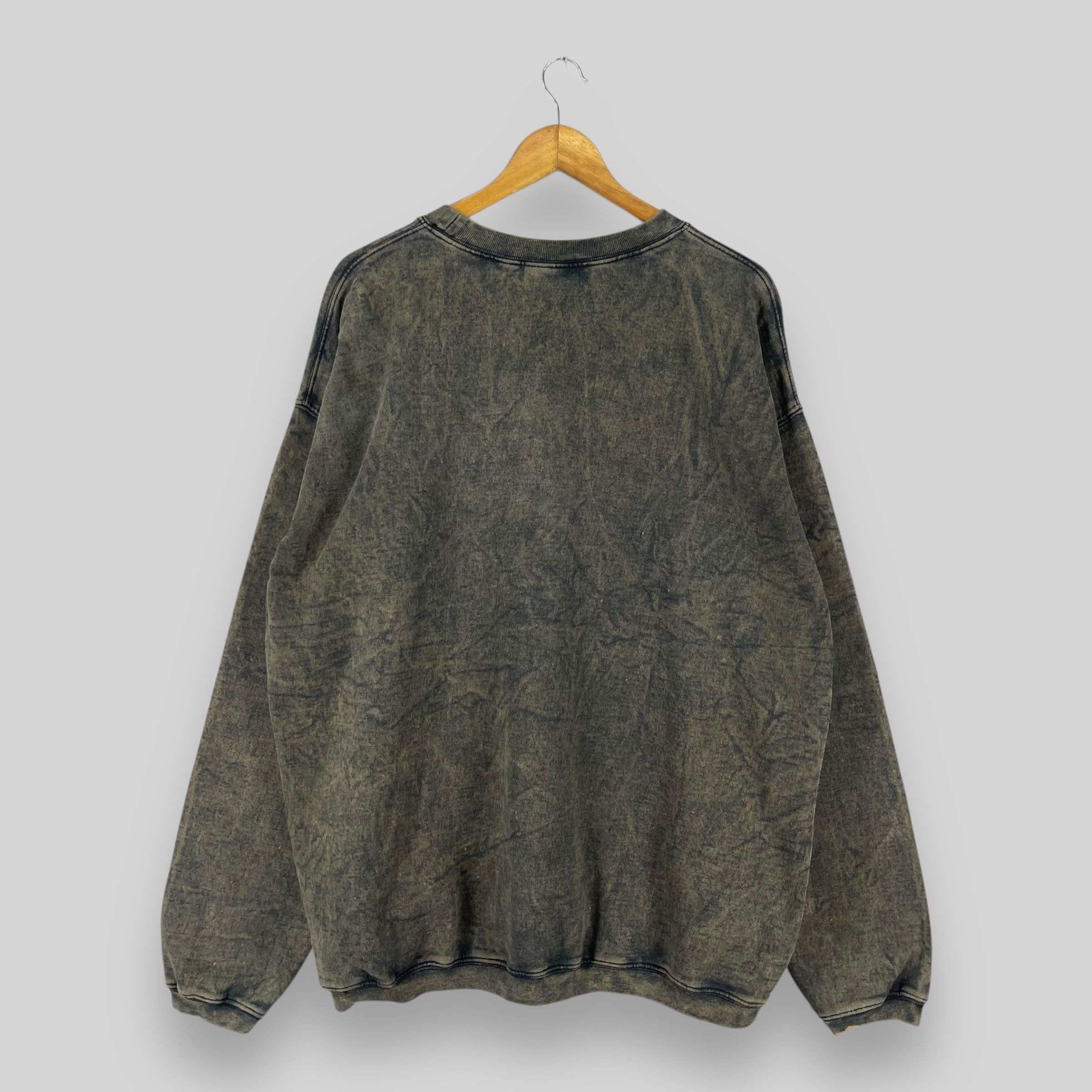 Vintage Vintage BOSCH Engineering Spell Out Distressed Sweatshirt Size US XL / EU 56 / 4 - 8 Thumbnail