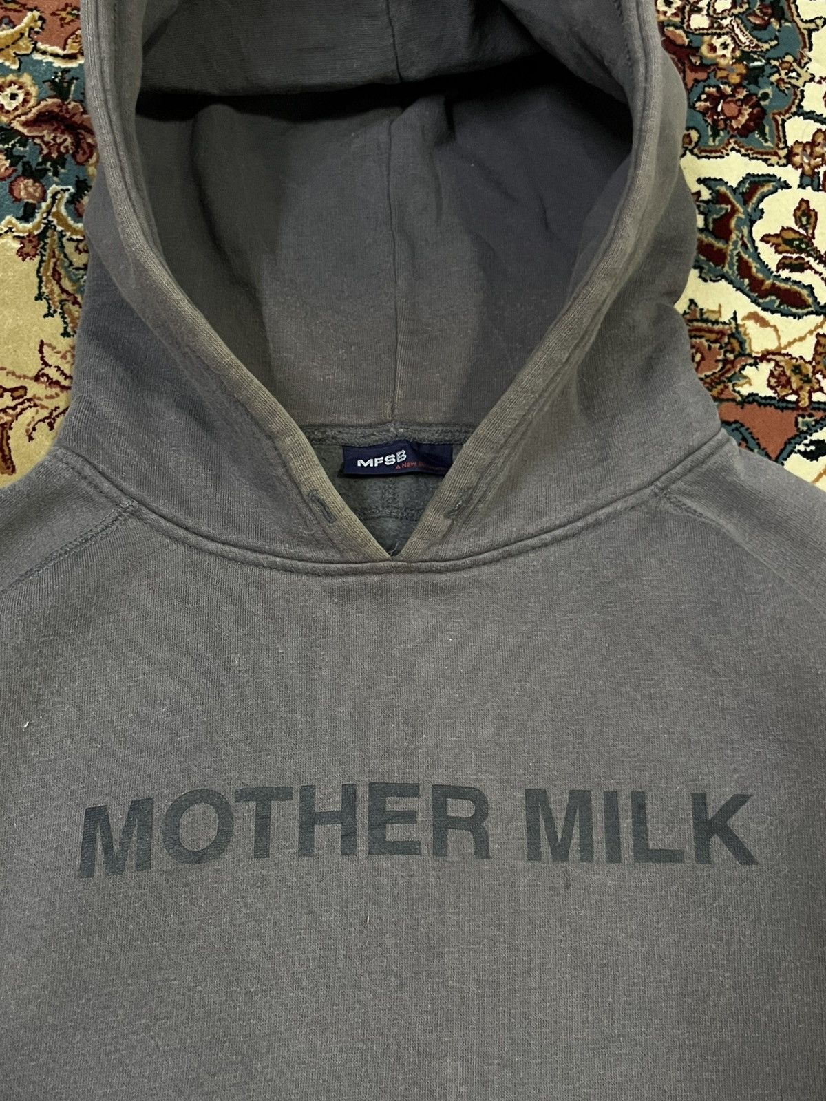 Band Tees Vintage Mother Milk Sunfaded Pullover Hoodie Size US L / EU 52-54 / 3 - 4 Thumbnail