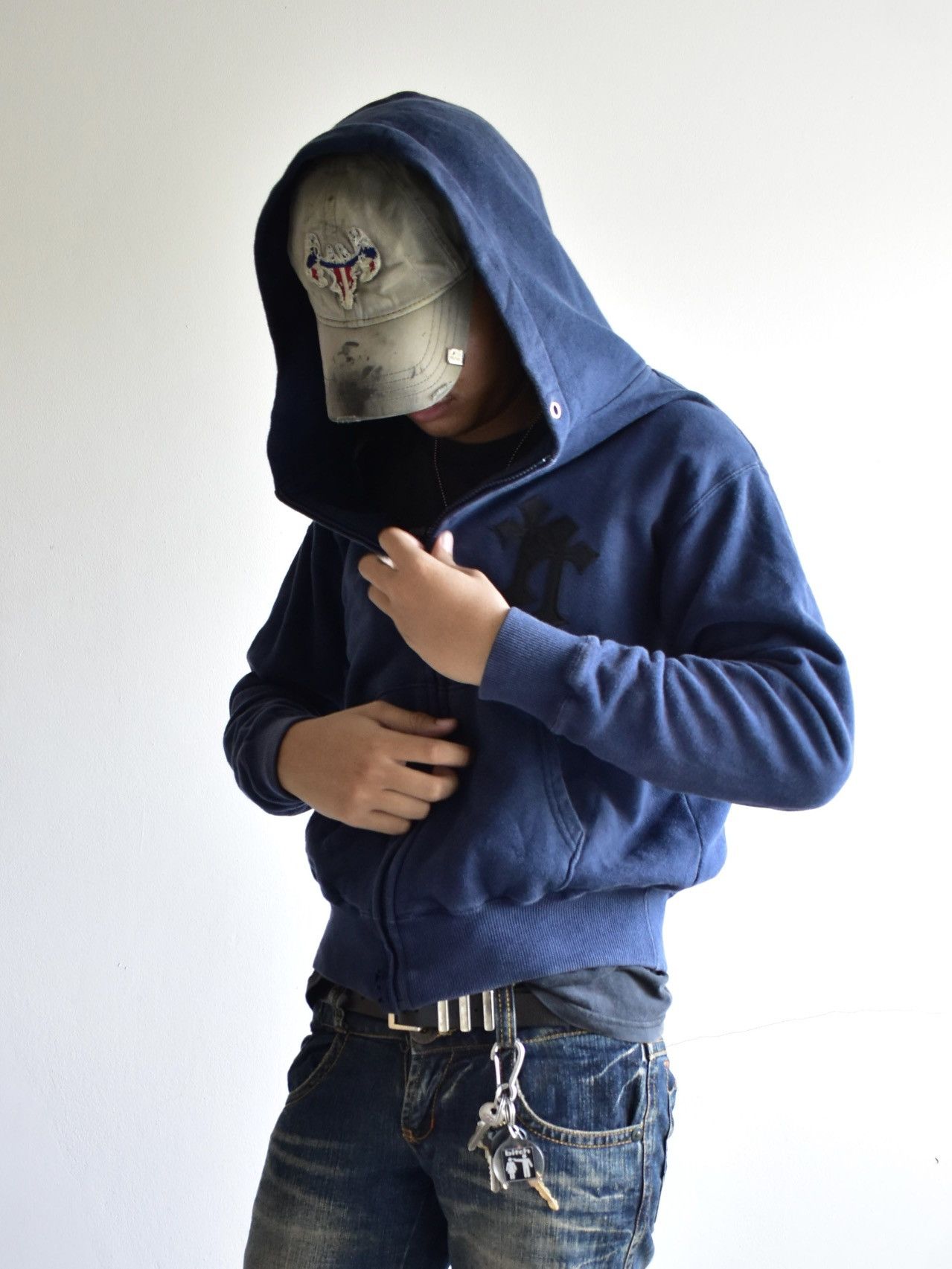 Vintage Patchwork Chrome Hearts Logo Cropped Hoodie Zip Up Size US S / EU 44-46 / 1 - 11 Thumbnail