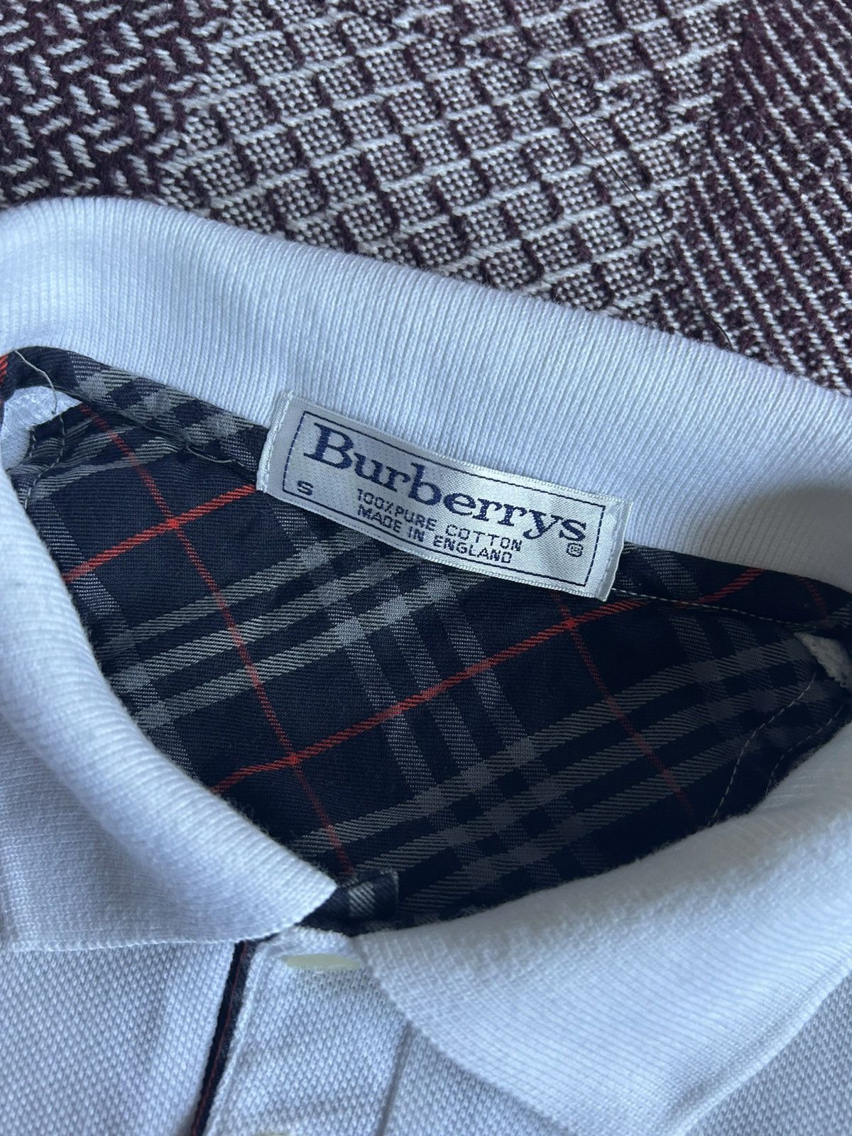Burberry Vintage Burberry Long Sleeve Polo Solid Style Nova Check Size US S / EU 44-46 / 1 - 5 Thumbnail