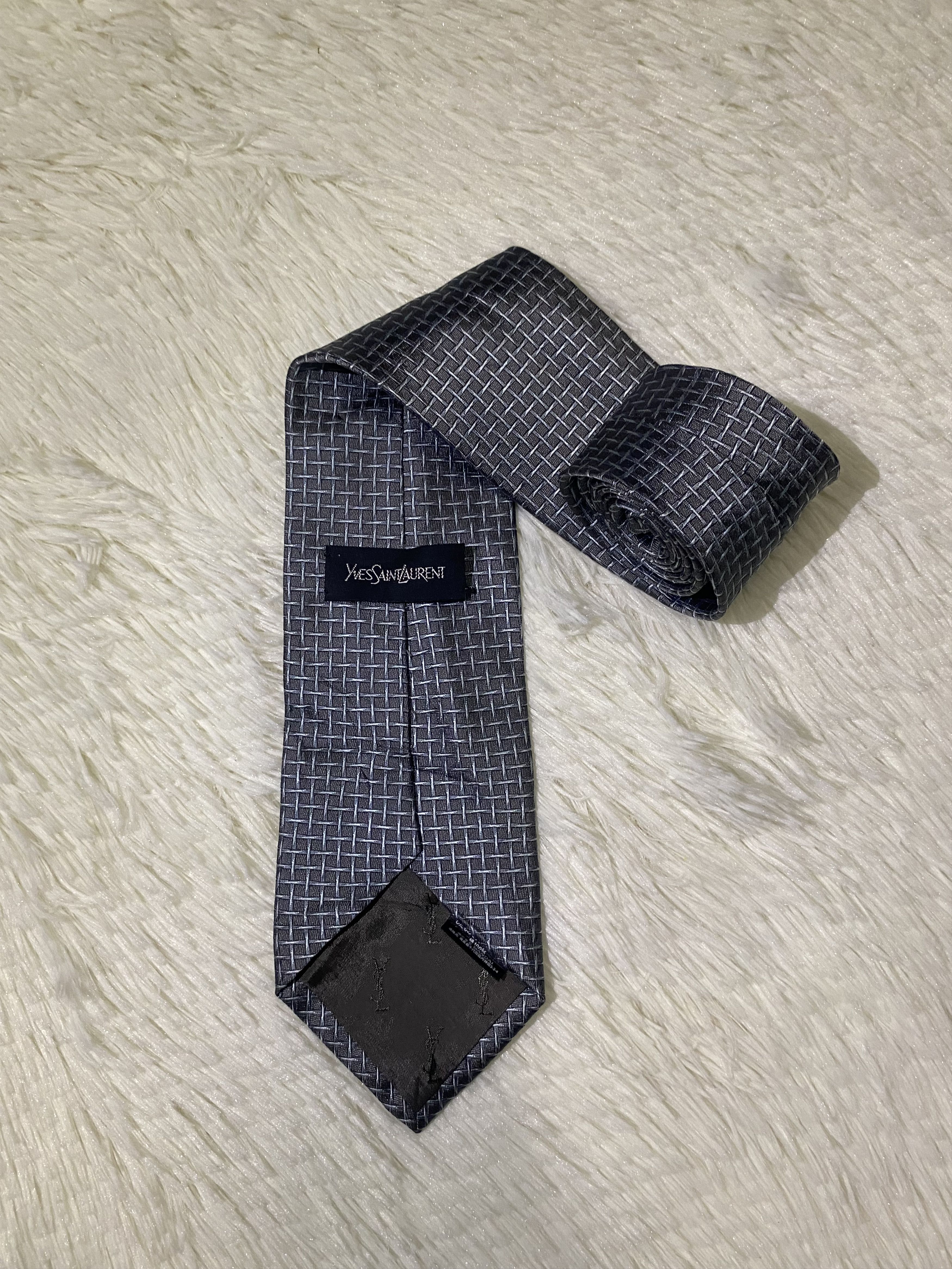 Yves Saint Laurent Yves Saint Laurent Tie Size ONE SIZE - 1 Thumbnail
