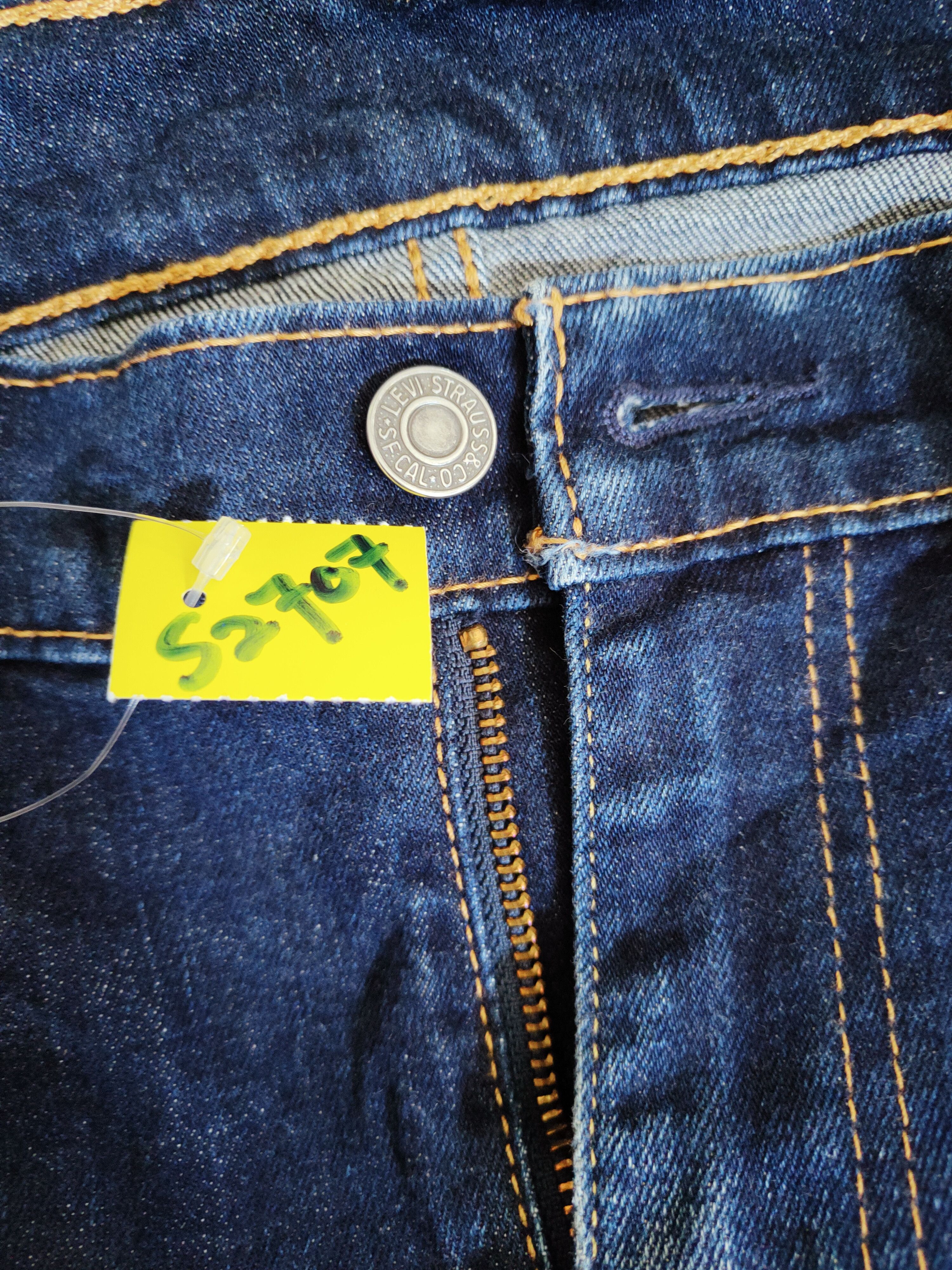 Levi's Levi's Dark Blue Distressed Ripped Jeans #S2707 Size US 33 - 21 Thumbnail