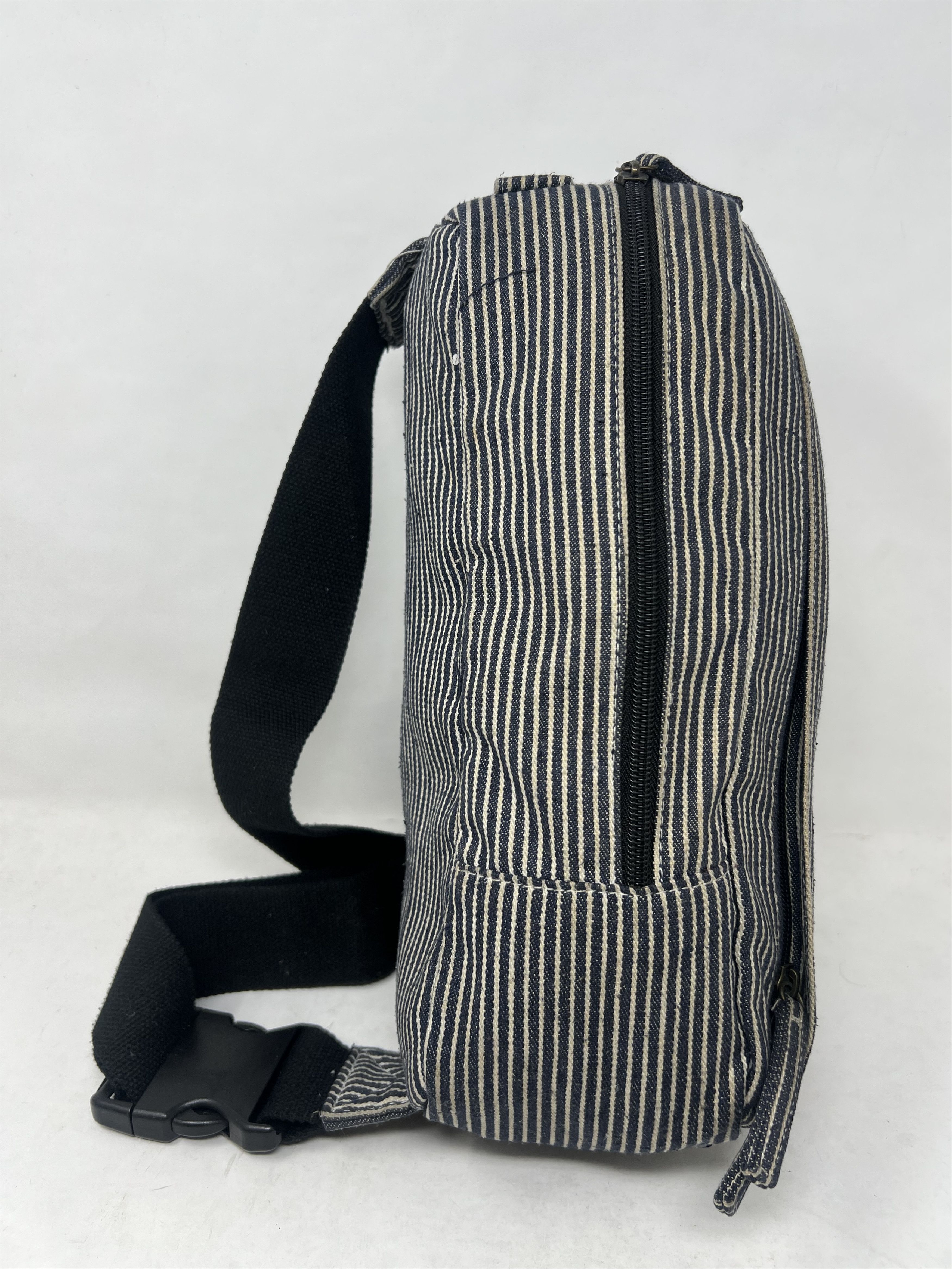 Wrangler Wrangler Crossbody Sling Bag Size ONE SIZE - 3 Thumbnail