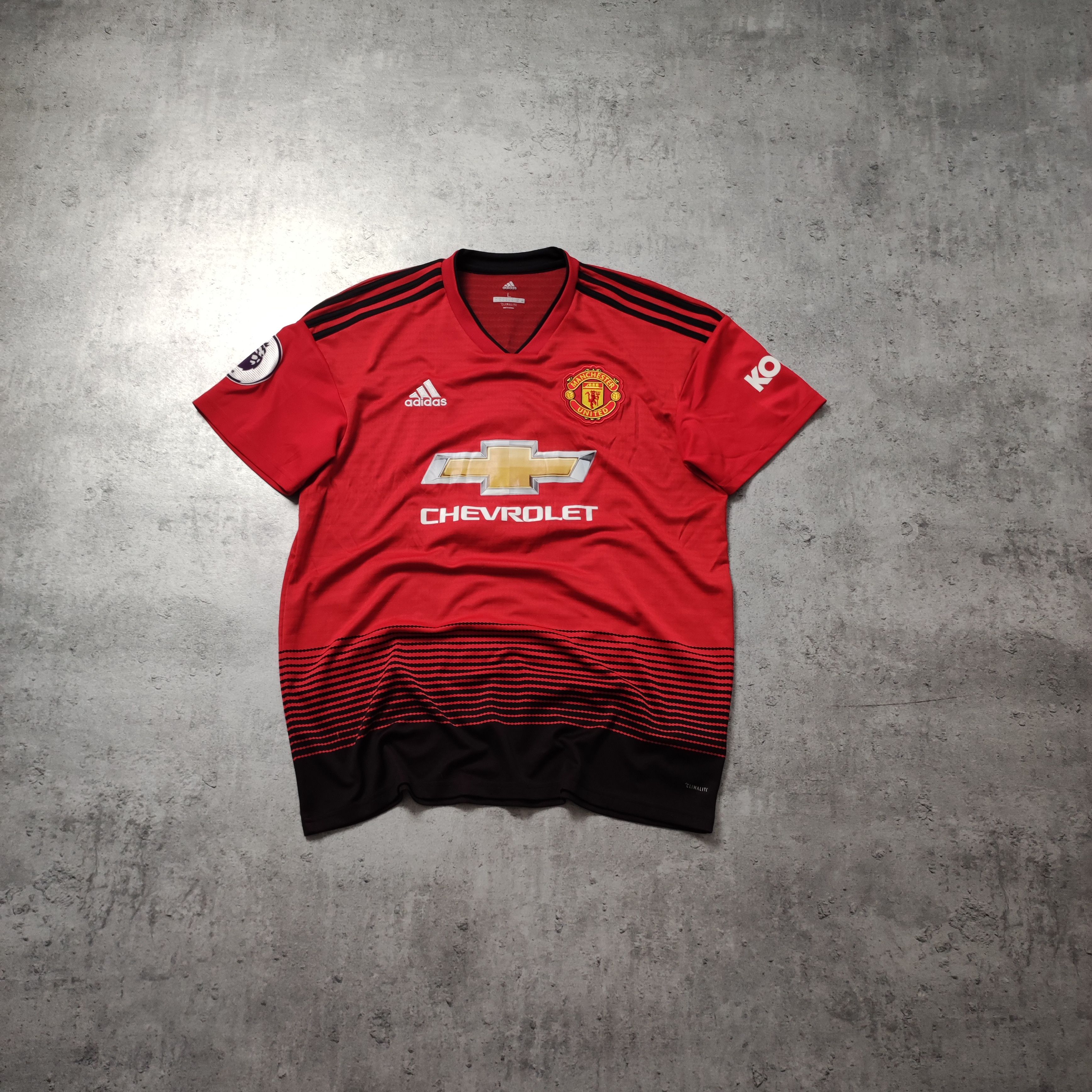 Adidas RARE 2018 Adidas x Manchester United Home Football Jersey Size US L / EU 52-54 / 3 - 1 Thumbnail