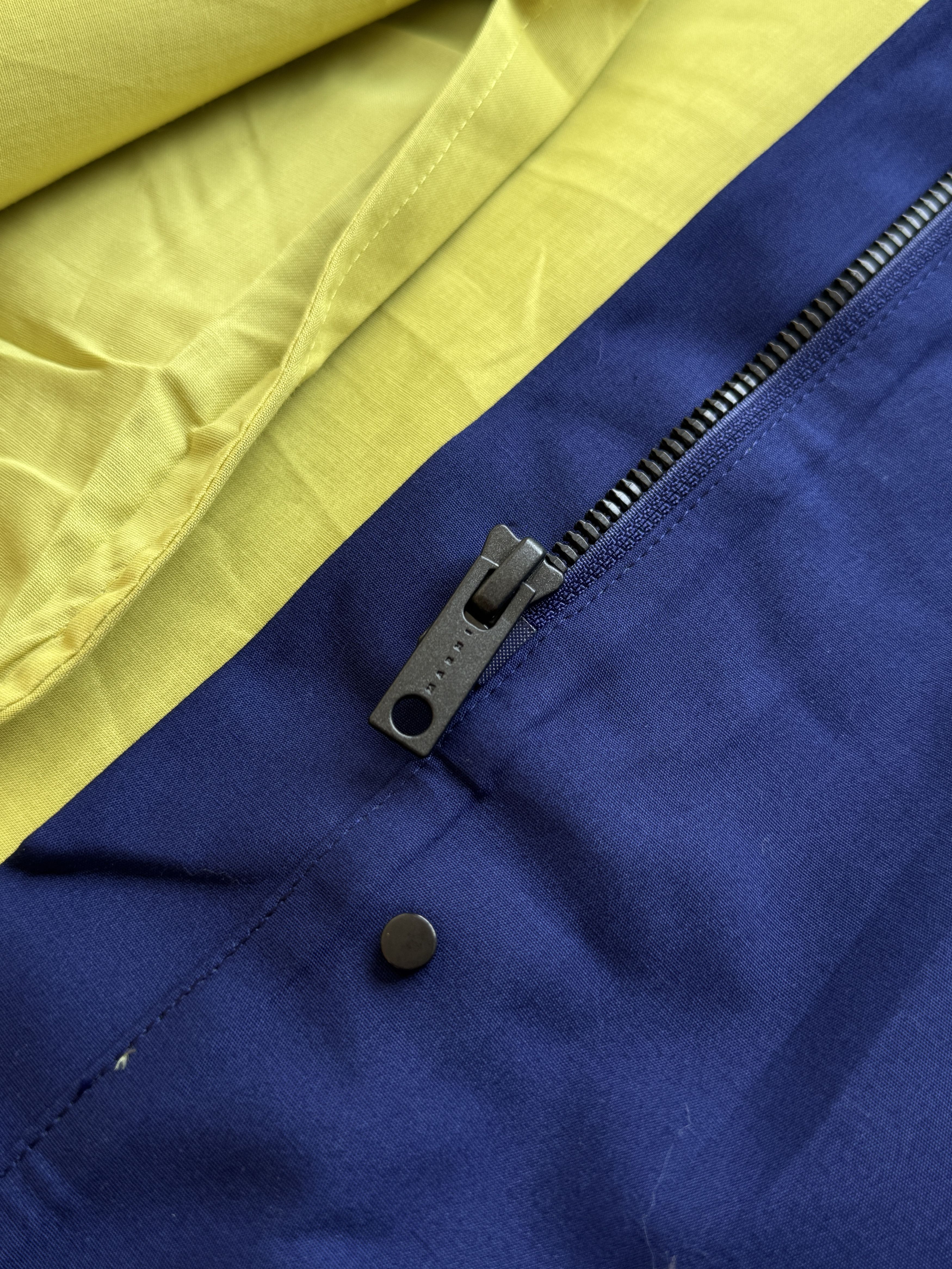 Marni × Uniqlo Marni X Uniqlo Rain Coat Jacket Hooded Design Size US L / EU 52-54 / 3 - 8 Thumbnail