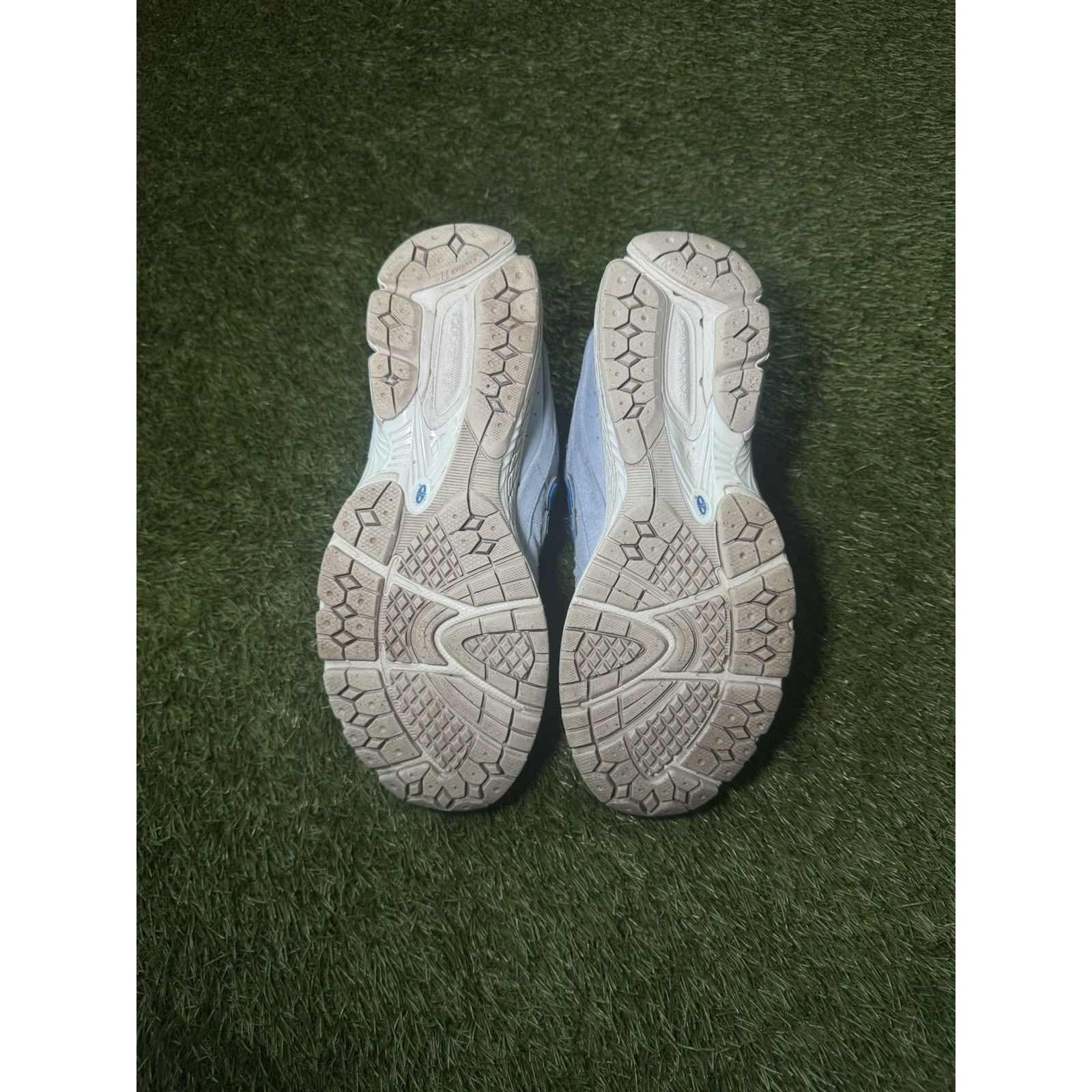 New Balance New Balance 2002R Pastel Blue Suede U2002RFA Sneakers Men’s Size US 10.5 / EU 43-44 - 5 Thumbnail