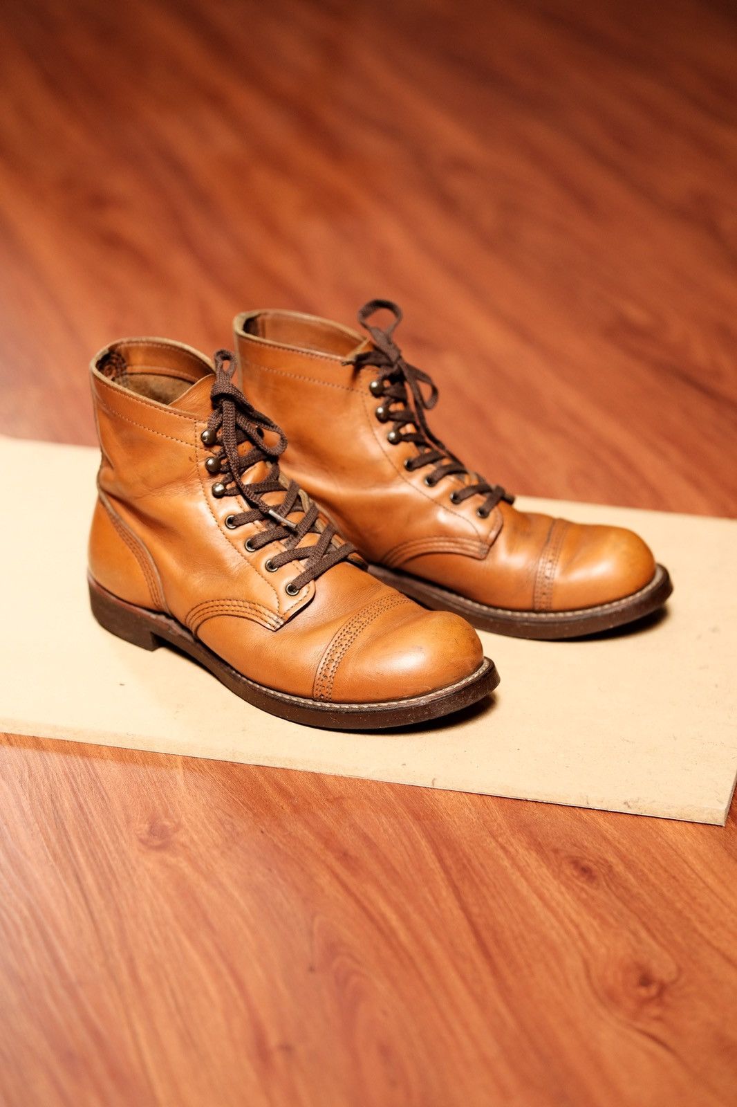 Red Wing Red Wing 8011 Munson Ranger— White Ash | Grailed
