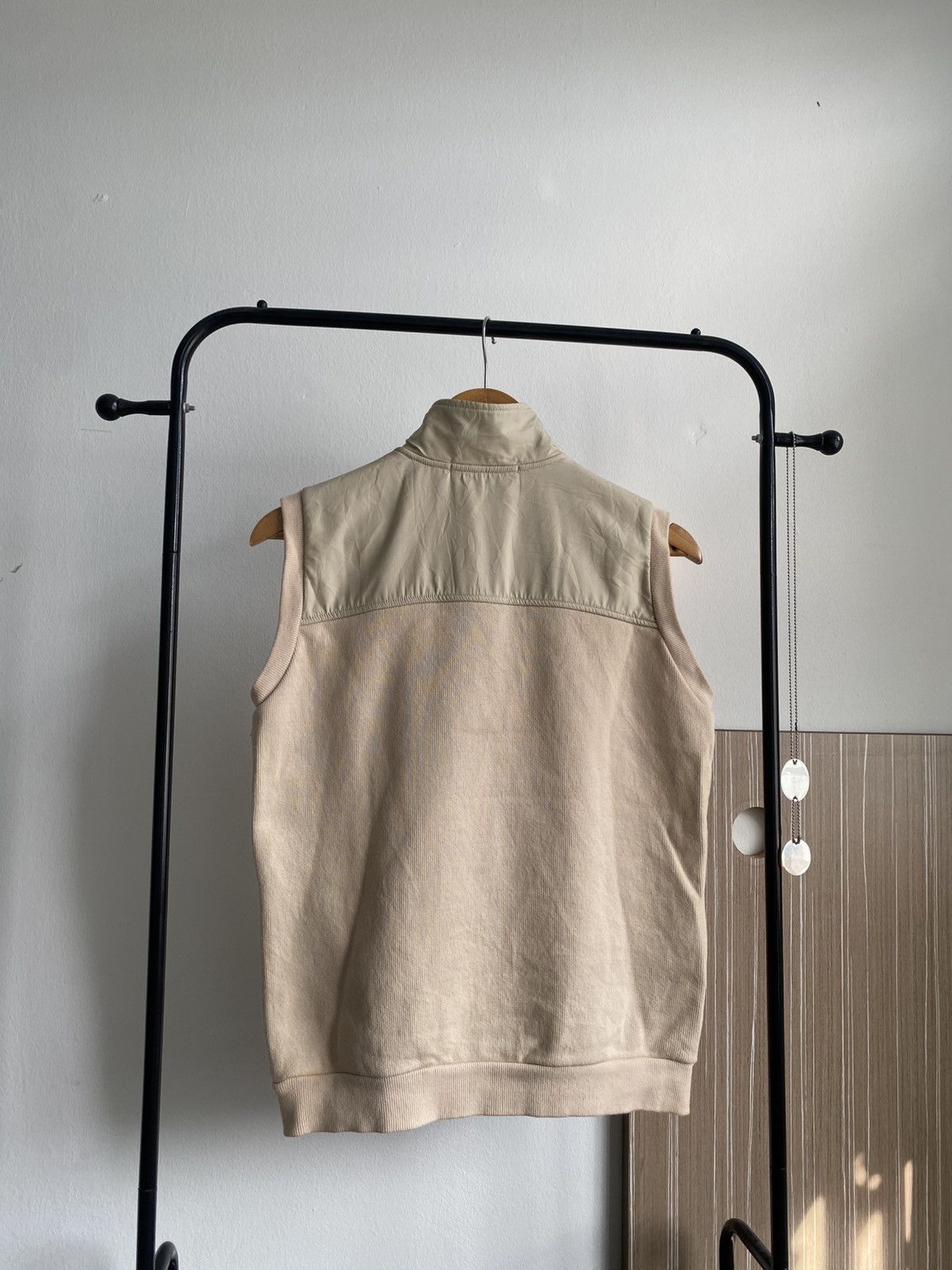 Nike NIKE Vest Centre Beige Y2K Size US S / EU 44-46 / 1 - 12 Thumbnail
