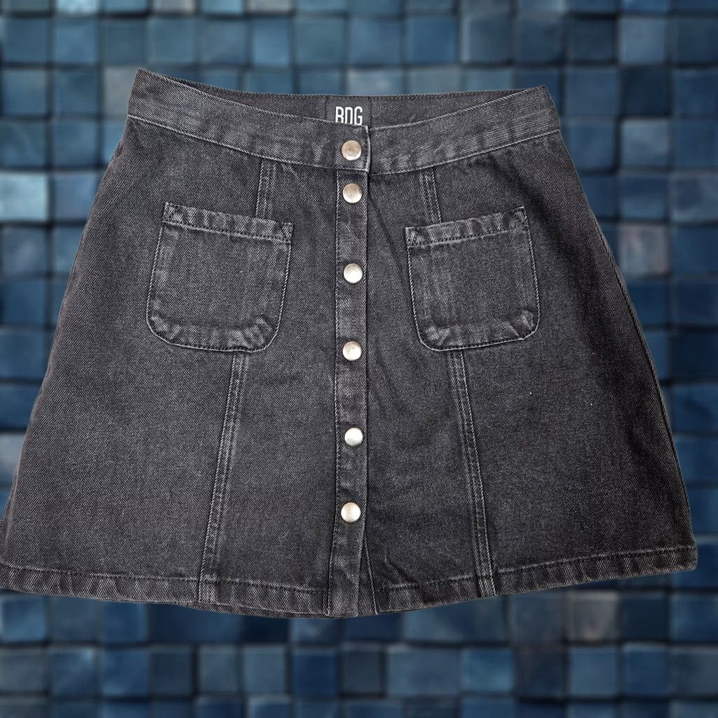 Urban Outfitters BDG Urban Outfitters Women's Black Mini Denim Skirt M Size Urban Outfitters Skirt Women Black Mini Denim Short All Seasons 90s? (Adjust not adding) Size 32" / US 10 / IT 46 - 1 Thumbnail