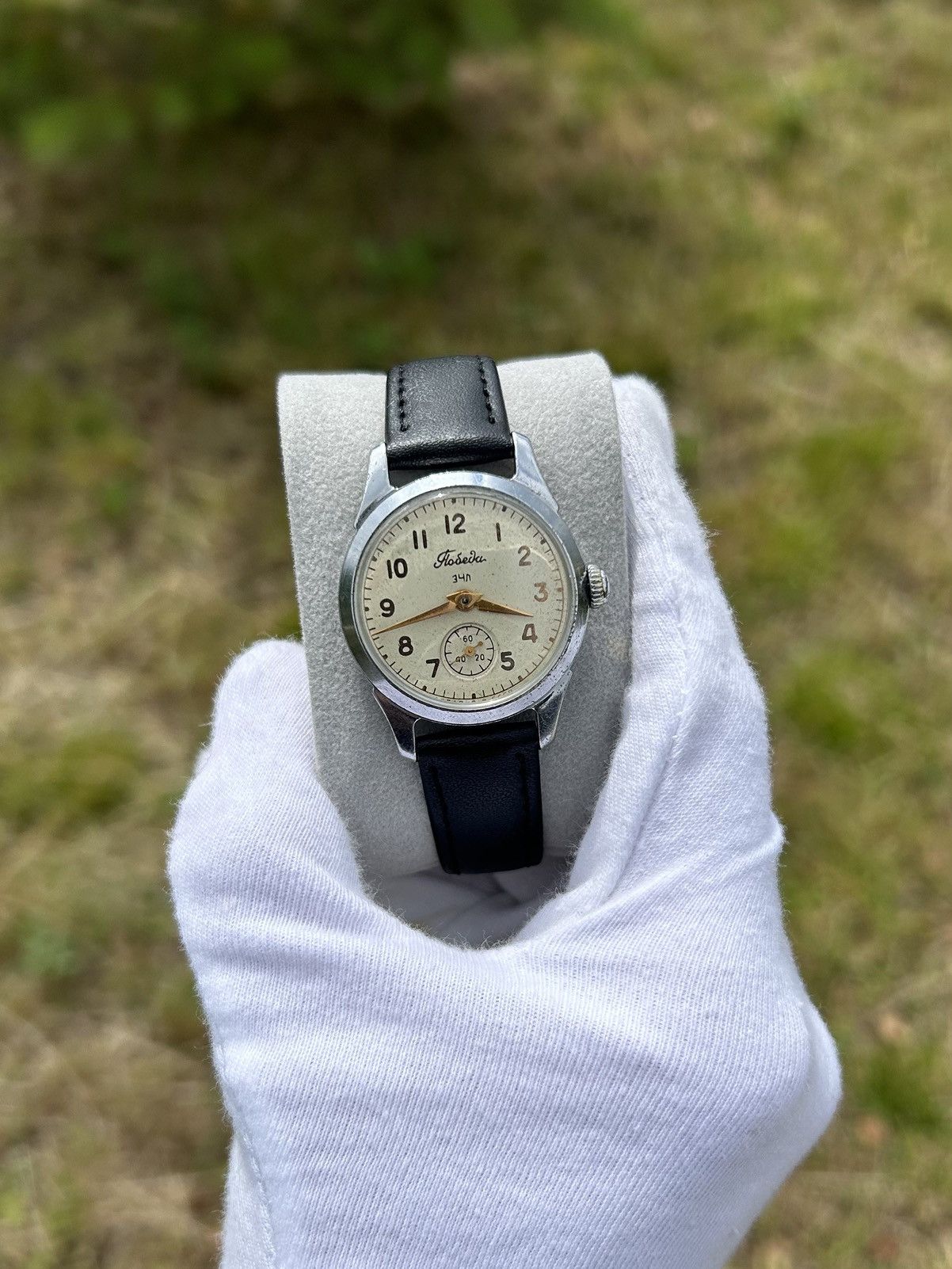 Vintage Vintage Watch Pobeda USSR Soviet Mechanical Authentic 1950s Size ONE SIZE - 10 Thumbnail