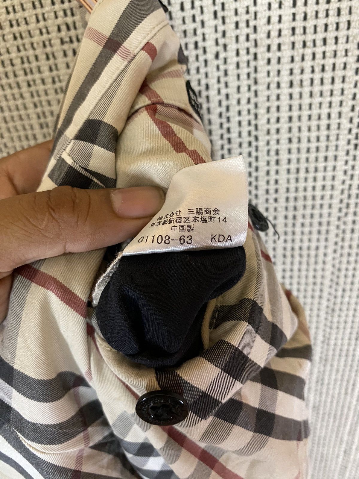 Burberry ‼️BURBERRY BLACK LABEL CARGO SHORT PANT NOVACHECK SPLITCOLOUR Size US 32 / EU 48 - 13 Thumbnail