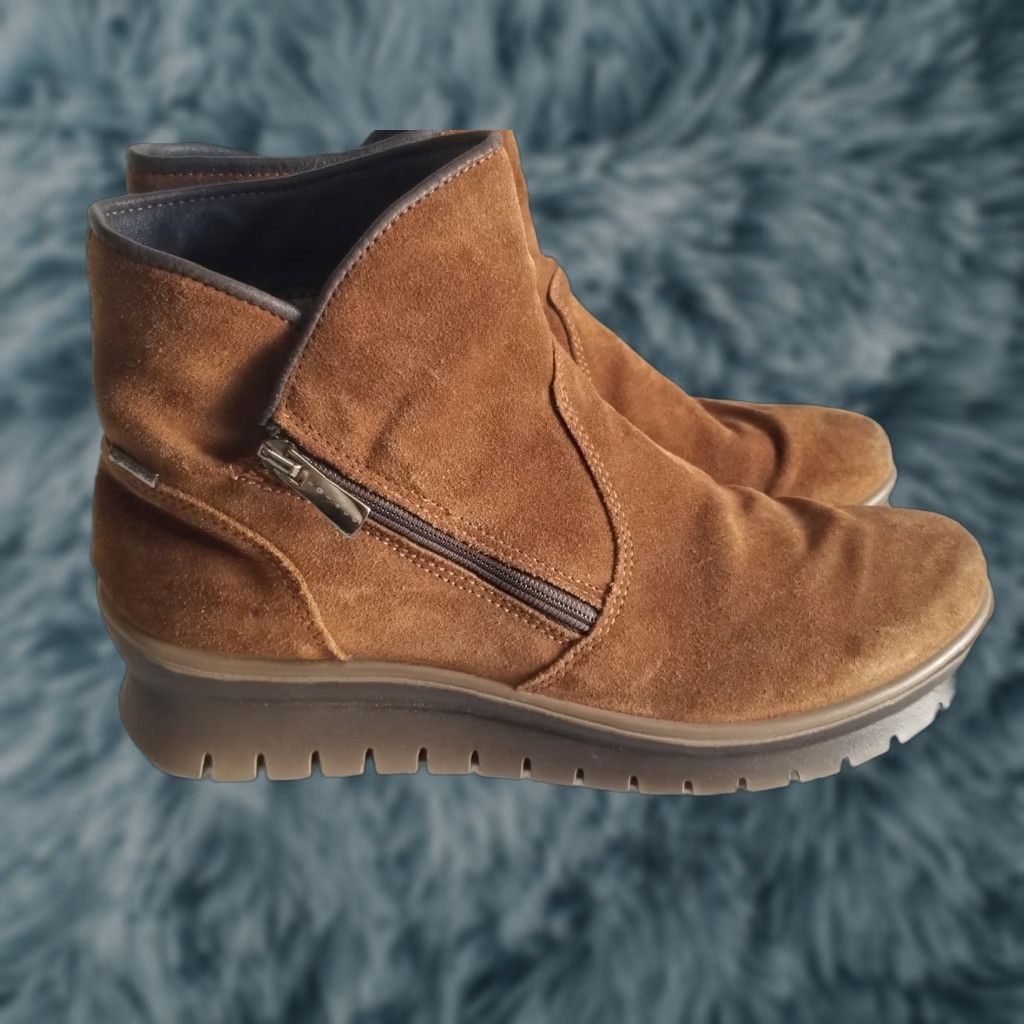 CO Igi & Co Ankle Boot Women Suede Leather Lining Rubber Sole Brown Zipper Made in Italy 39 (US 8.5) Winter Size US 9 / IT 39 - 1 Thumbnail