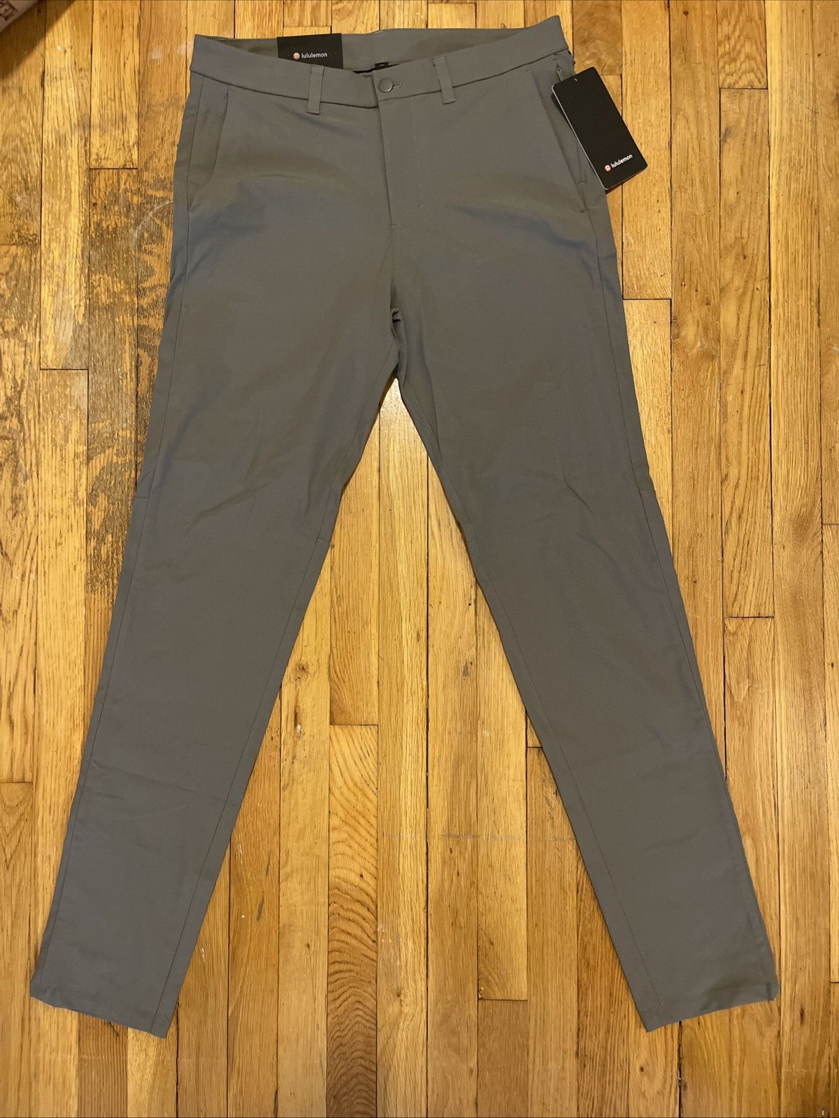Lululemon Lululemon Commission Pant Slim 37 Length 34 Waist Size US 34 / EU 50 - 7 Thumbnail