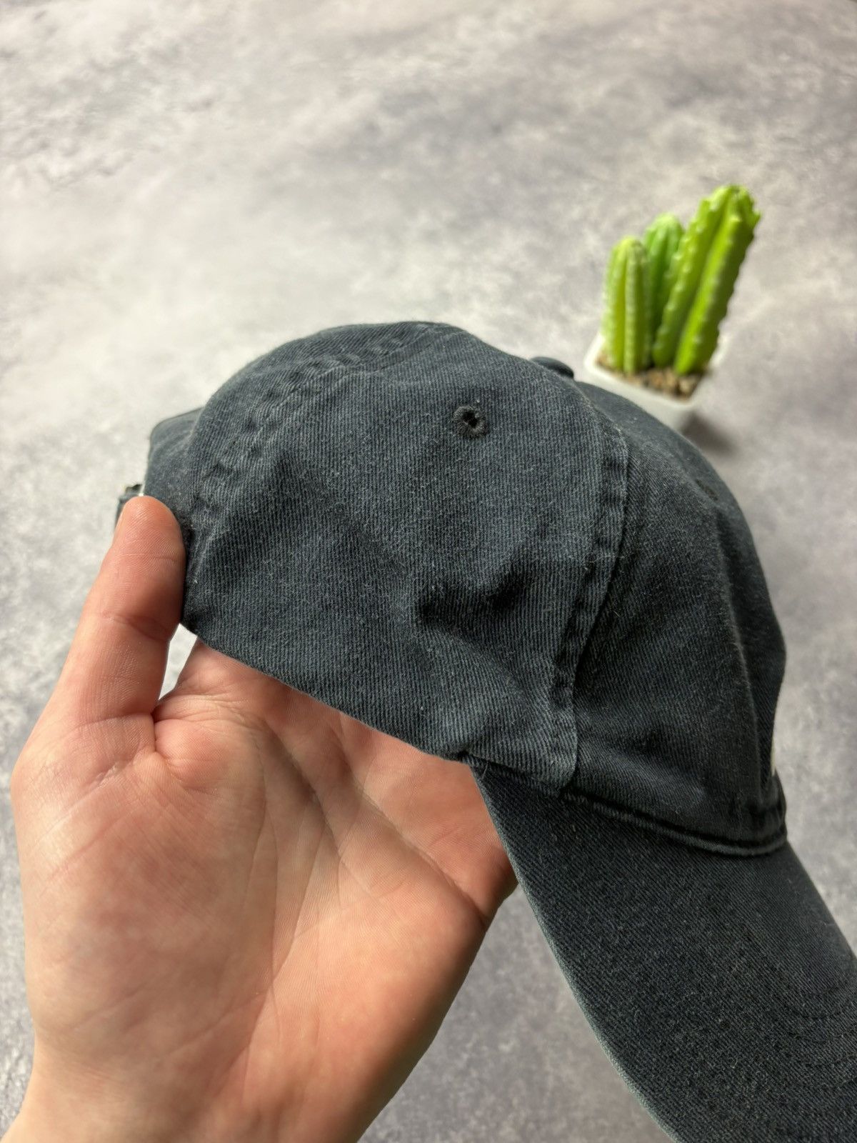 Nike NIKE Vintage 2000s Faded Navy Blue Big Logo Hat Cap Street Size ONE SIZE - 4 Thumbnail