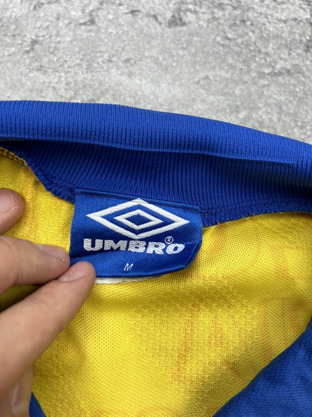 Umbro CASSIANI Umbro Colombia 1995 Home Kit Soccer Jersey Football Size US M / EU 48-50 / 2 - 6 Thumbnail