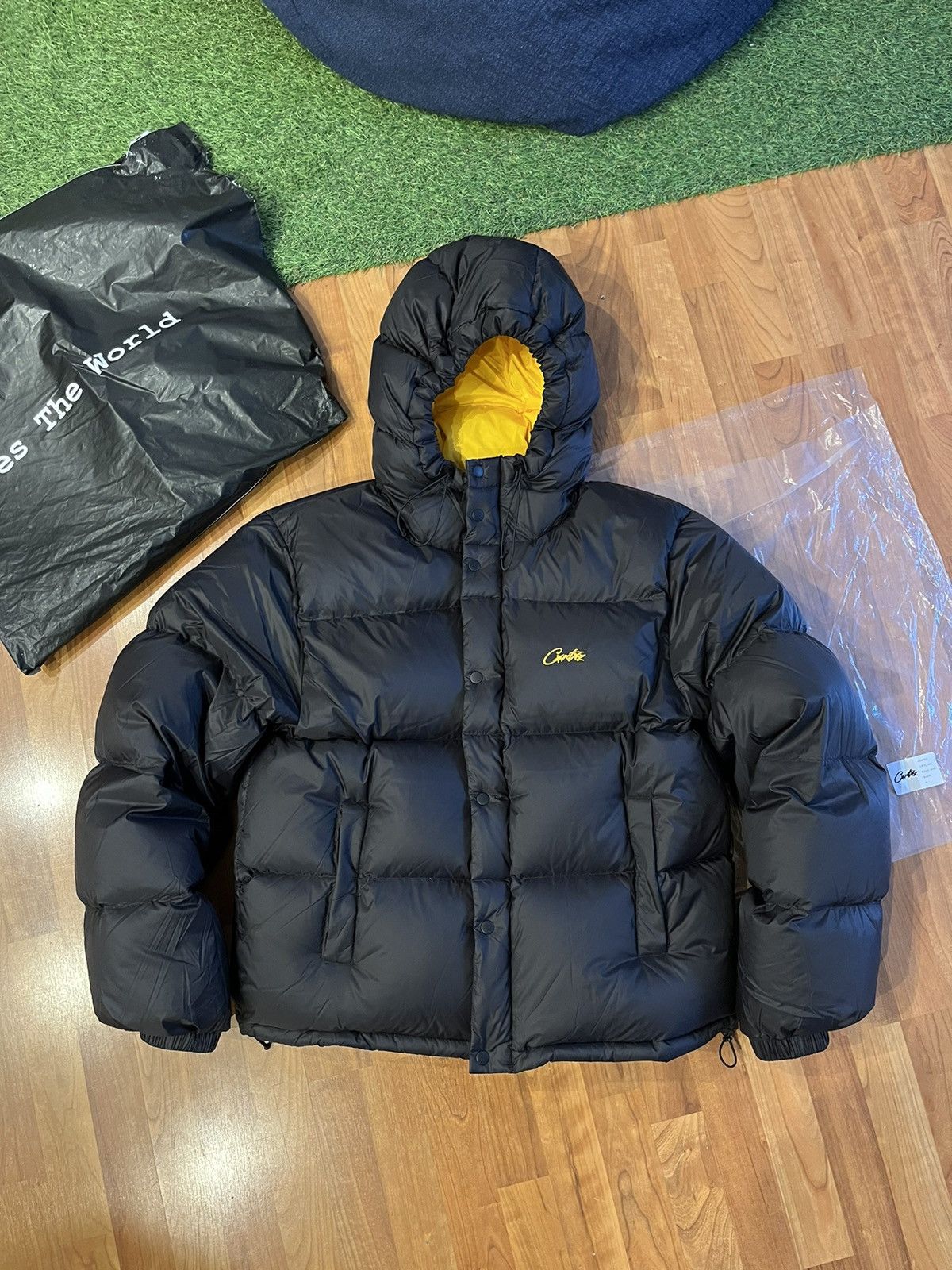 image of The Corteiz Bolo V2 Puffa Jacket in Black, Men's (Size XL)