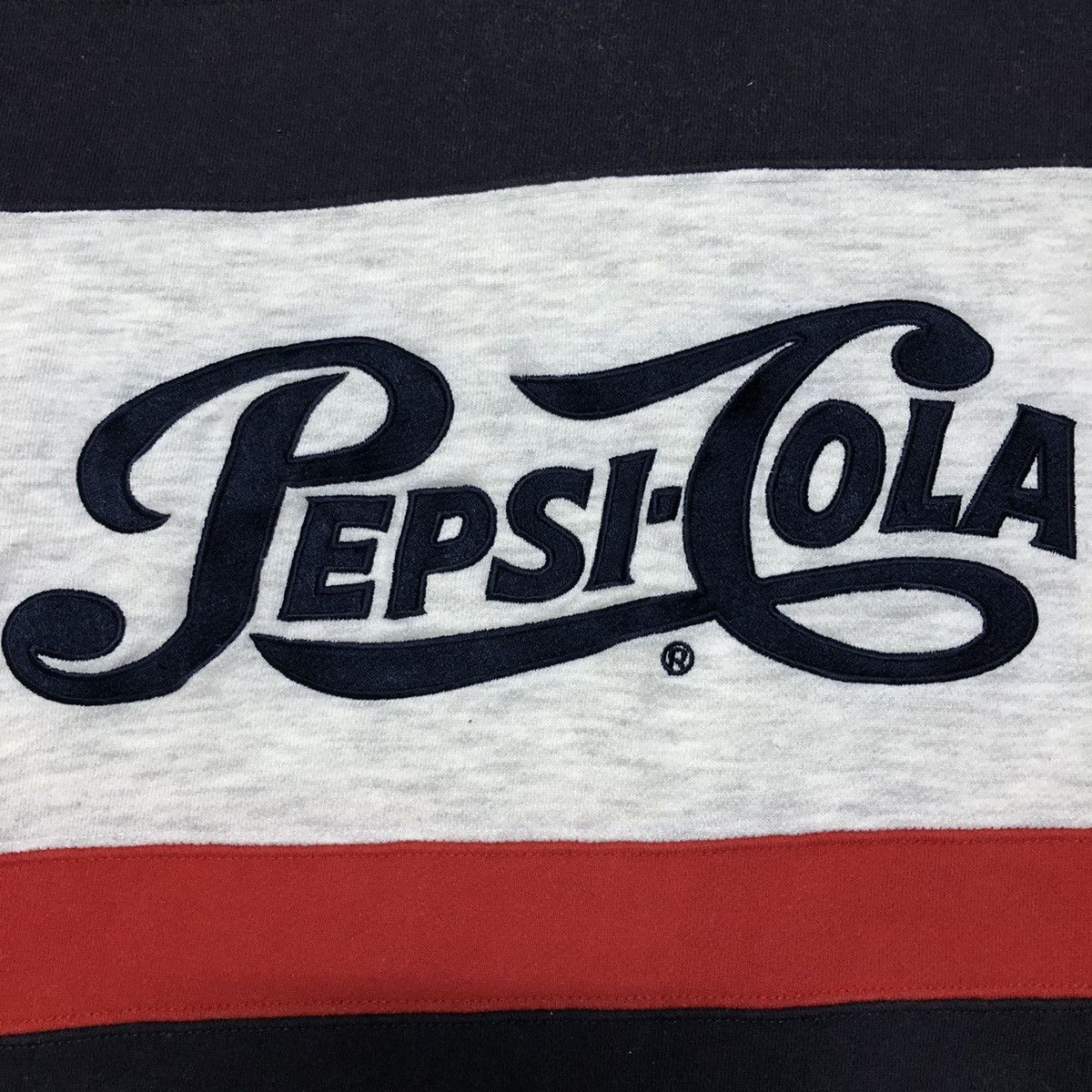 Coca Cola × Pepsi × Vintage Rare‼️🔥Vintage Pepsi-Cola Embroidery Big SpellOut Sweatshirt Size US XL / EU 56 / 4 - 5 Thumbnail