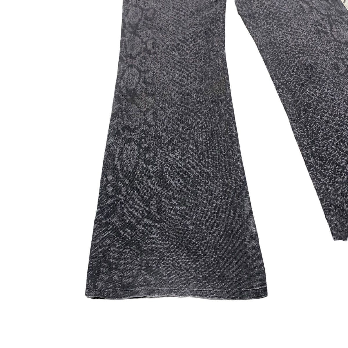 Japanese Brand Vintage Amore Pure Snake Skin Flare Jeans Size US 31 - 13 Thumbnail