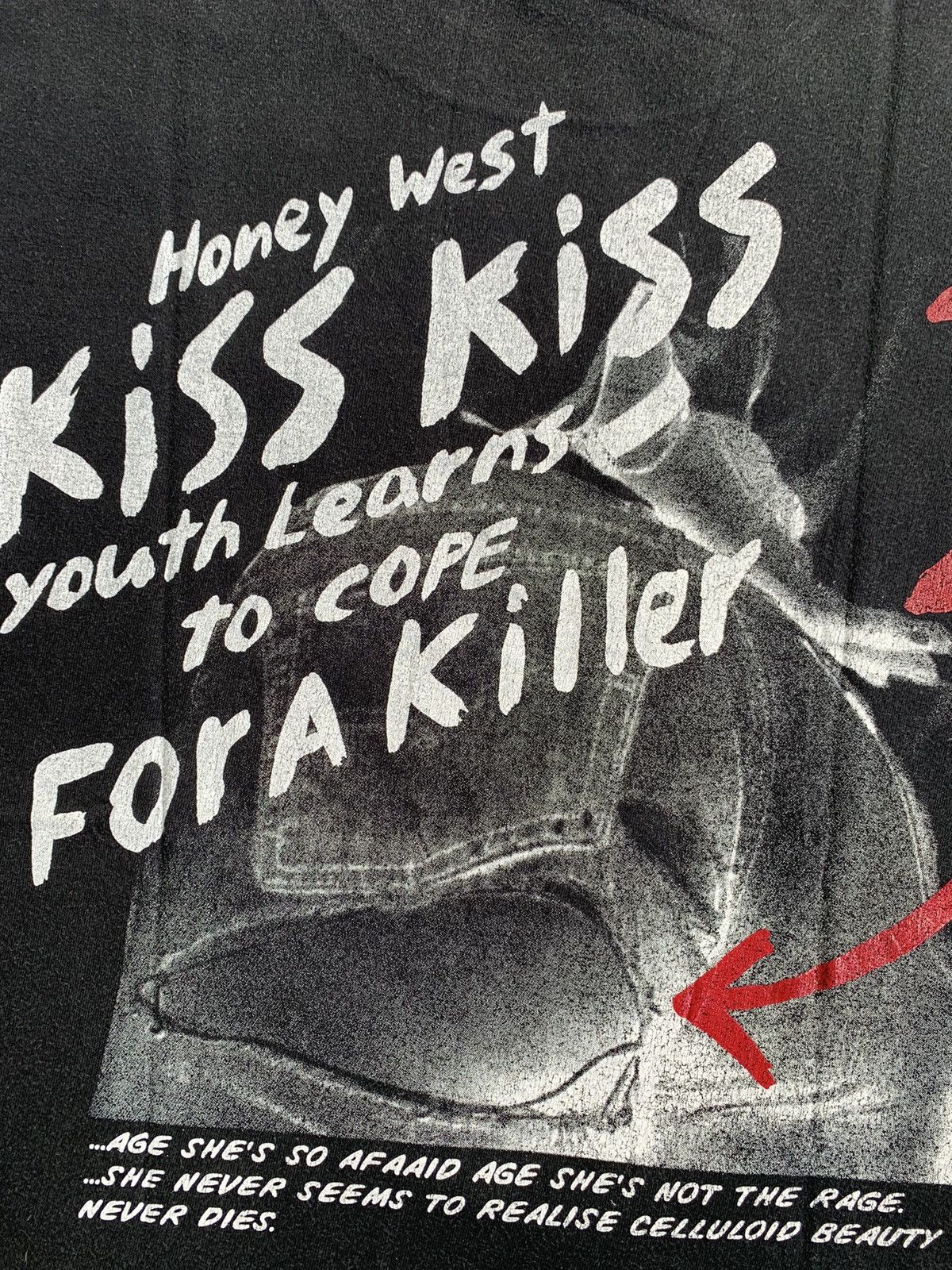 Alternative Rna pre Dna Kiss Kiss Fora Killer T shirt