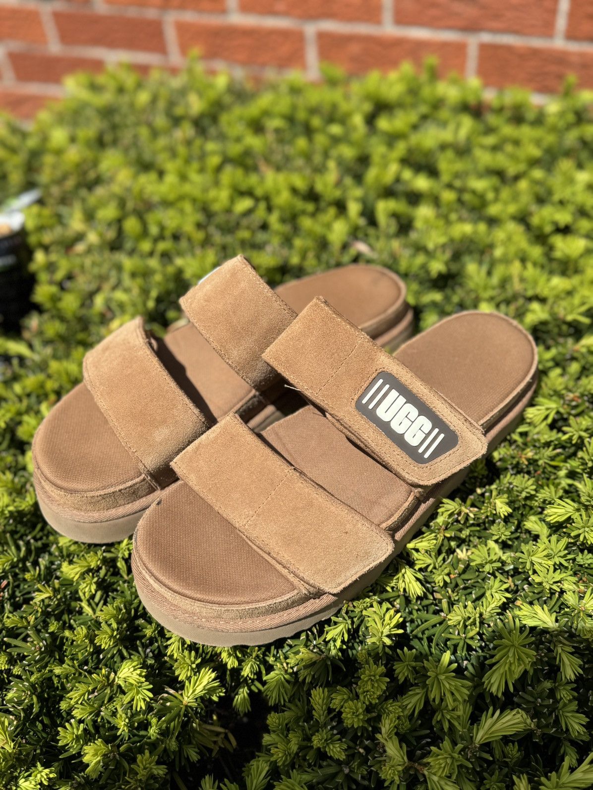 Ugg Treadlite by UGG Slippers -- Size Euro 39.5 Size US 7 / IT 37 - 2 Thumbnail