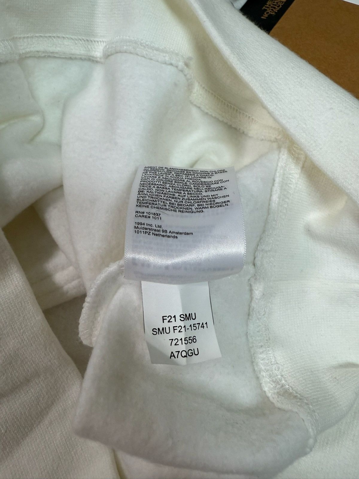 Supreme × The North Face Supreme x The North Face Lenticular Hoodie White Small FW21 Size US S / EU 44-46 / 1 - 9 Thumbnail