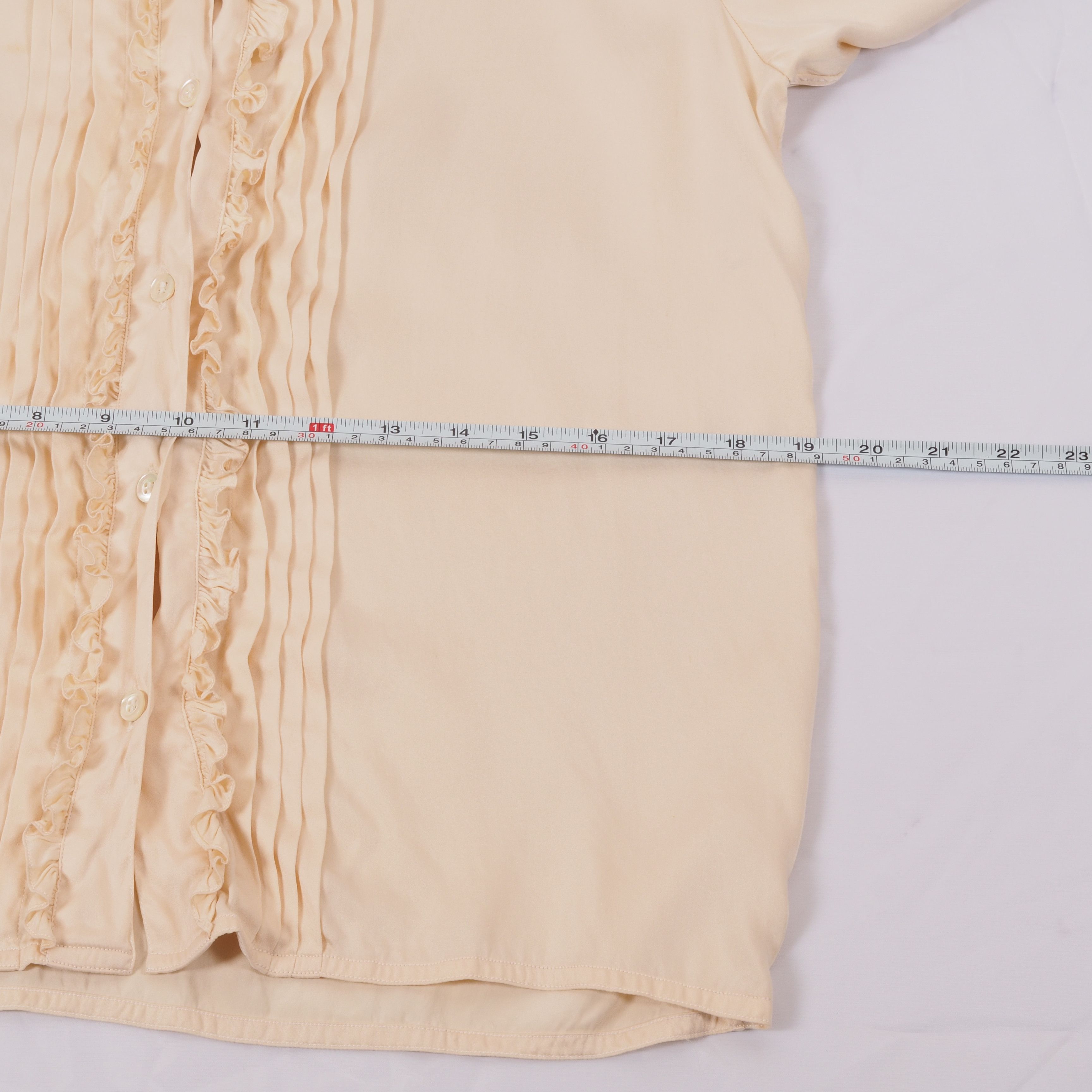 Chanel × Vintage Chanel Creations Vintage 70s 80s Ivory Silk Satin Blouse Size S / US 4 / IT 40 - 15 Thumbnail