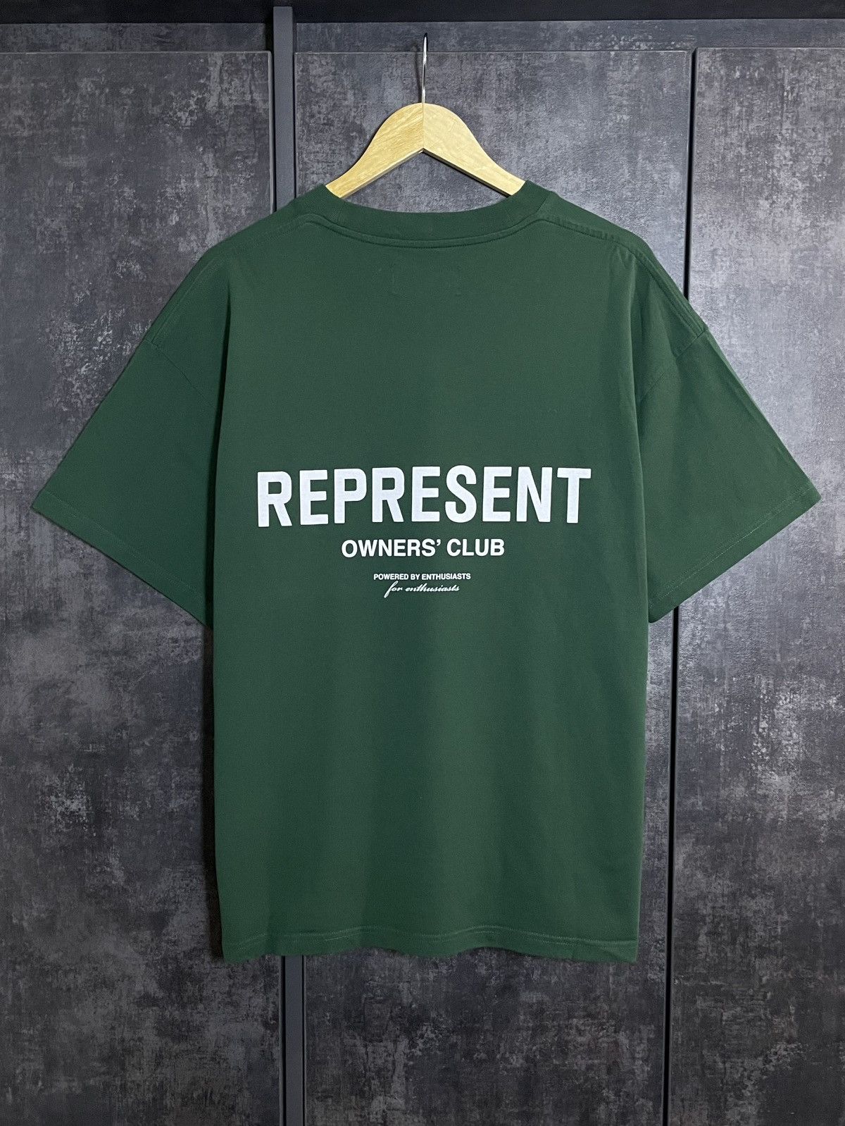 Represent Clo. Represent Clo Oversized Big Logo T-shirt FOG 424 MM6 Y3 CDG Size US L / EU 52-54 / 3 - 1 Thumbnail