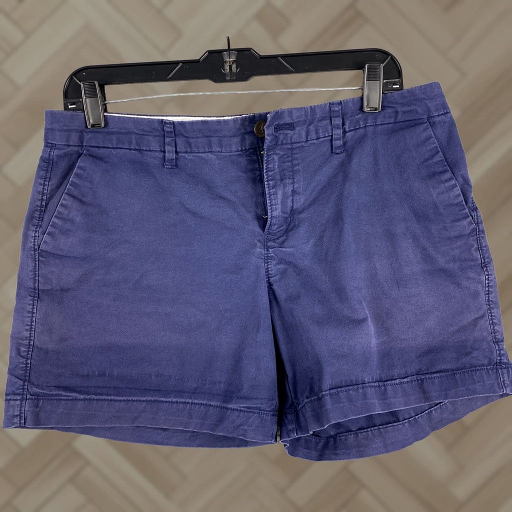 Old Navy Old Navy Chino Shorts Women Size 6 Blue Everyday Short Casual Stretch / 4 in Inseam Size 28" / US 6 / IT 42 - 1 Thumbnail
