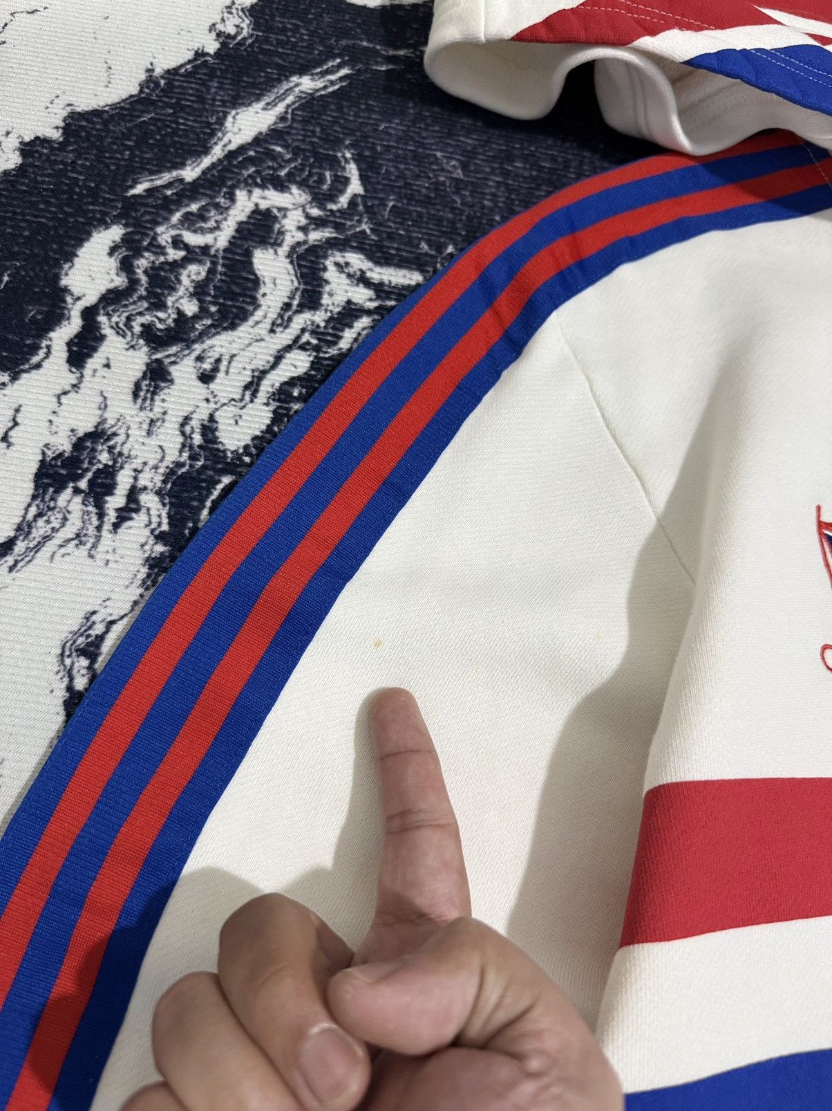 Vintage Vintage y2k adidas great britain ziphoodie Size US M / EU 48-50 / 2 - 5 Thumbnail
