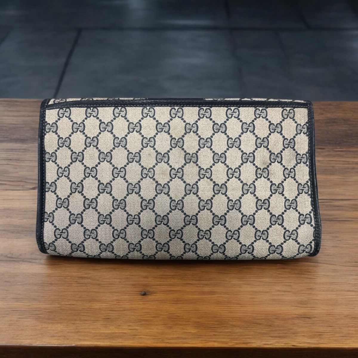 Gucci VINTAGE GUCCI FULL MONOGRAM CLUTCH BAG Size ONE SIZE - 2 Thumbnail