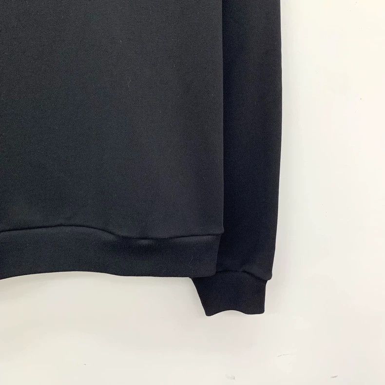 Louis Vuitton Louis Vuitton Black logo beaded cotton crew neck long slee Size US L / EU 52-54 / 3 - 4 Thumbnail