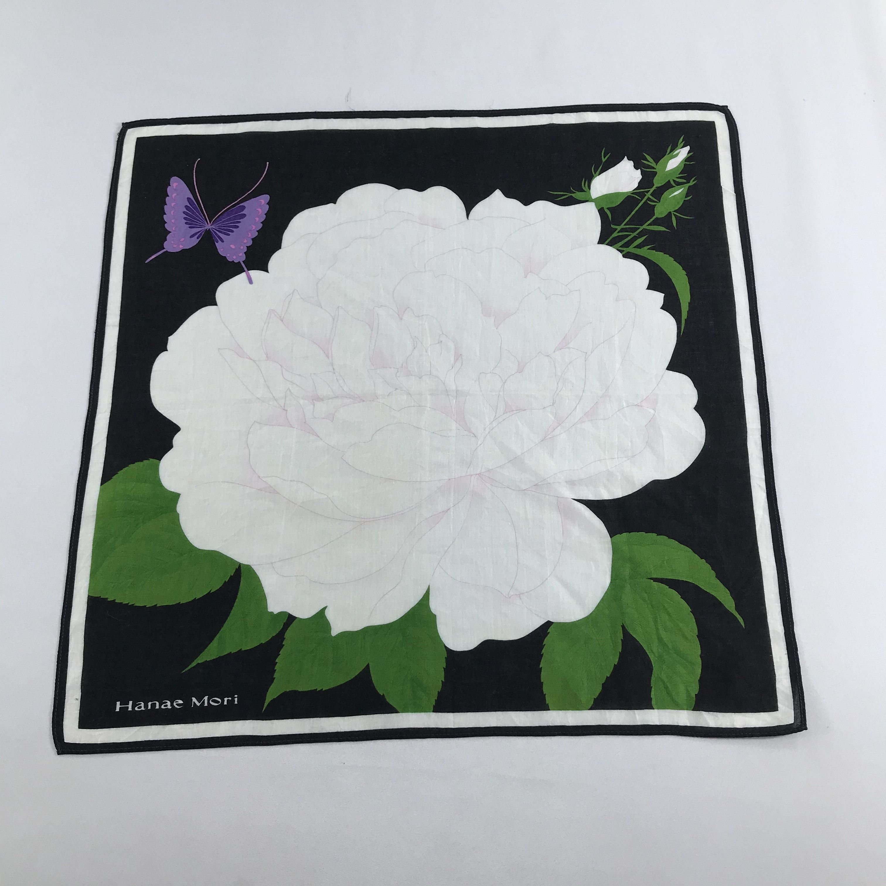 Hanae Mori Hanae Mori Rose Handkerchief Neckerchief Bandana H684 Size ONE SIZE - 2 Thumbnail