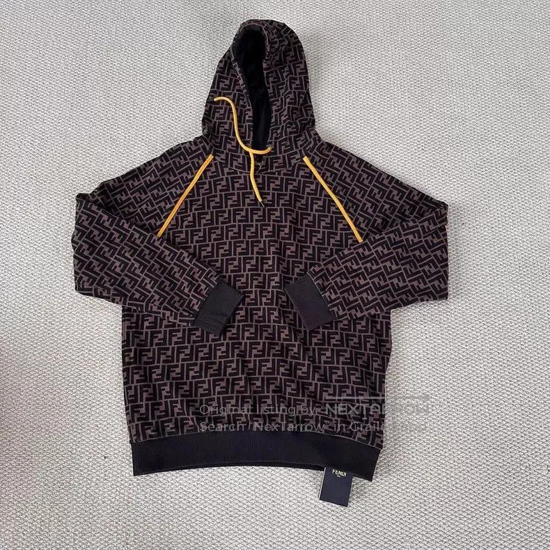 Fendi Fendi Logo Print Casual Hoodie XL. Size US XL / EU 56 / 4 - 1 Thumbnail