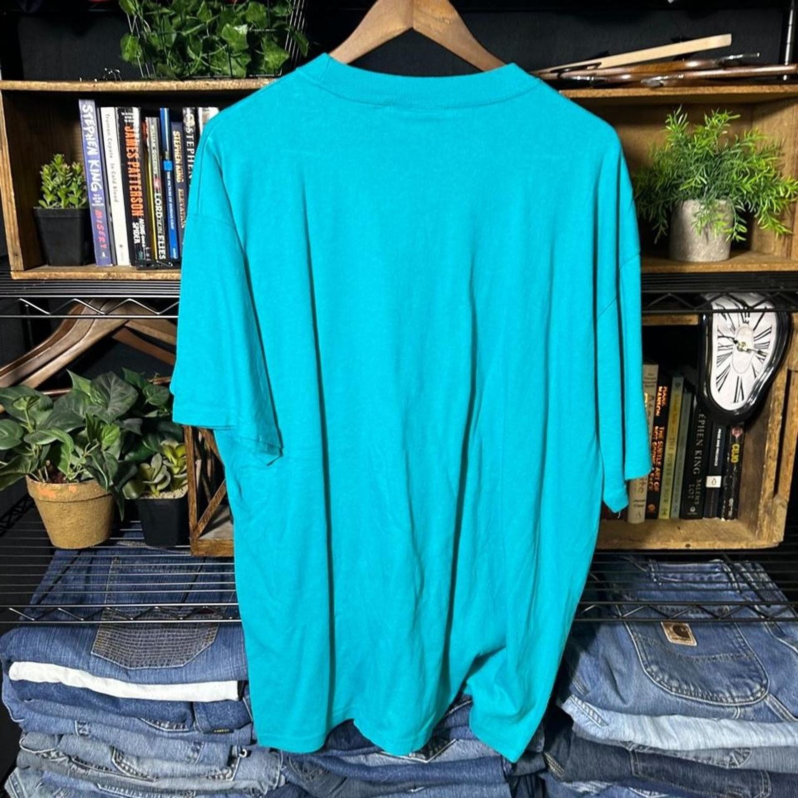 Fruit Of The Loom Vintage 90s Single Stitch Discovery Wolverines Tee Shirt XL Size US XL / EU 56 / 4 - 2 Thumbnail