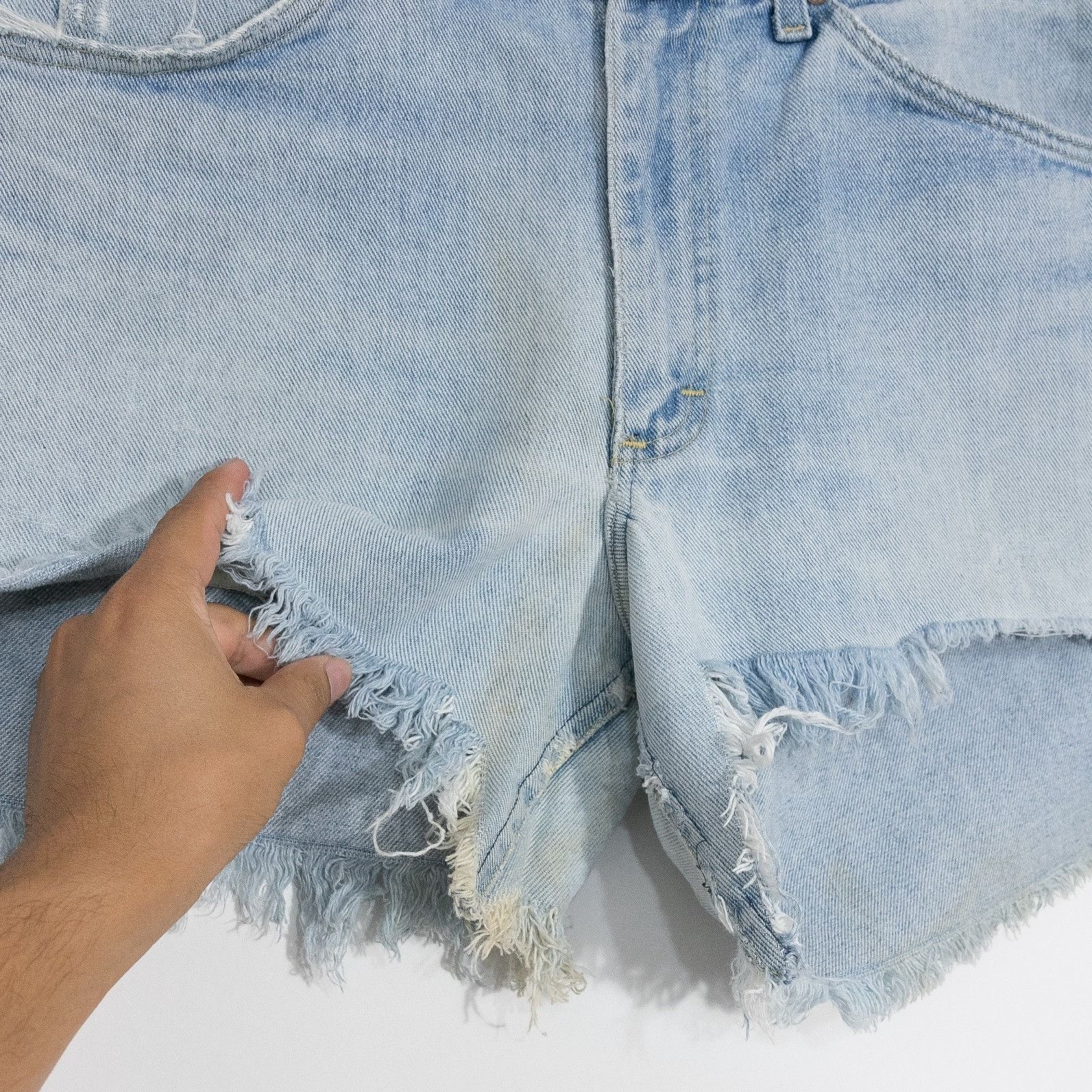 Lee Vintage 80s Lee Cutoff Jean Shorts 32 Waist - Distressed Size US 32 / EU 48 - 4 Thumbnail