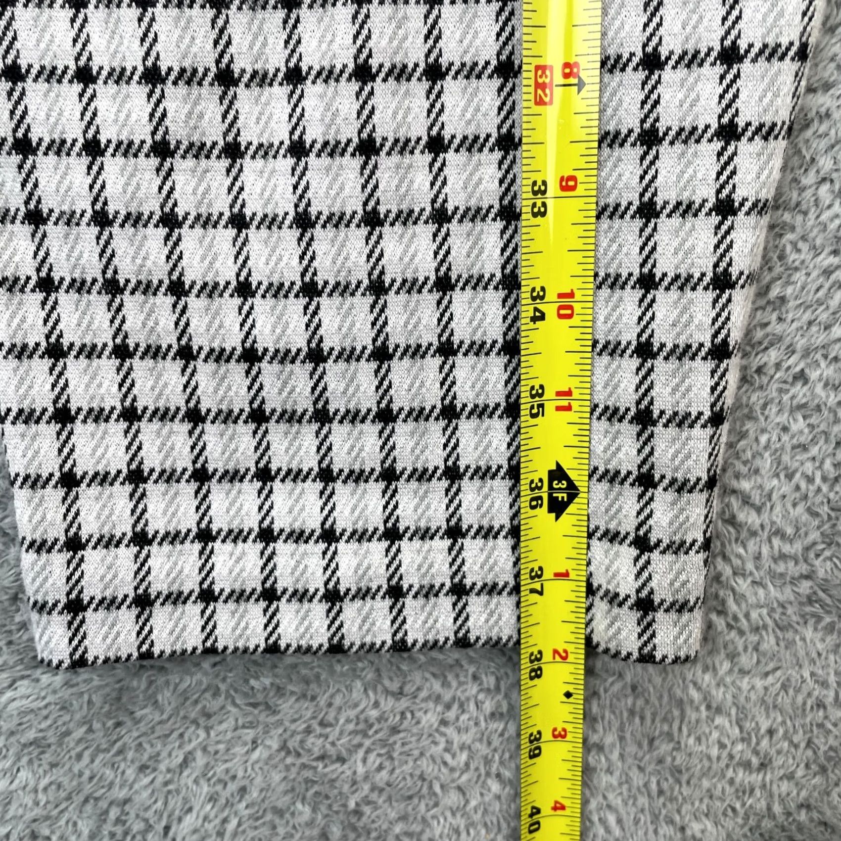 Lands' End Lands' End Pants Womens XL Gray Windowpane Tapered Leg Cotton Cropped Slim Casual Size 40" / US 18 - 7 Thumbnail