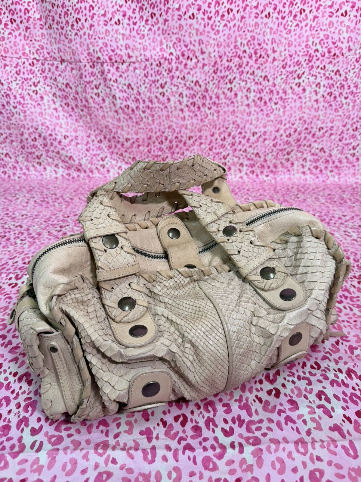 Chloe Chloe Silverado Leather Handbag Size ONE SIZE - 1 Thumbnail