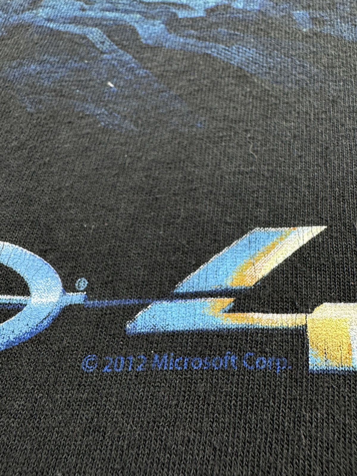 Microsoft Halo 4 Video Vintage 2012 Microsoft Game Film Movie Cartoon Merch T Shirt Tee Size US L / EU 52-54 / 3 - 7 Thumbnail