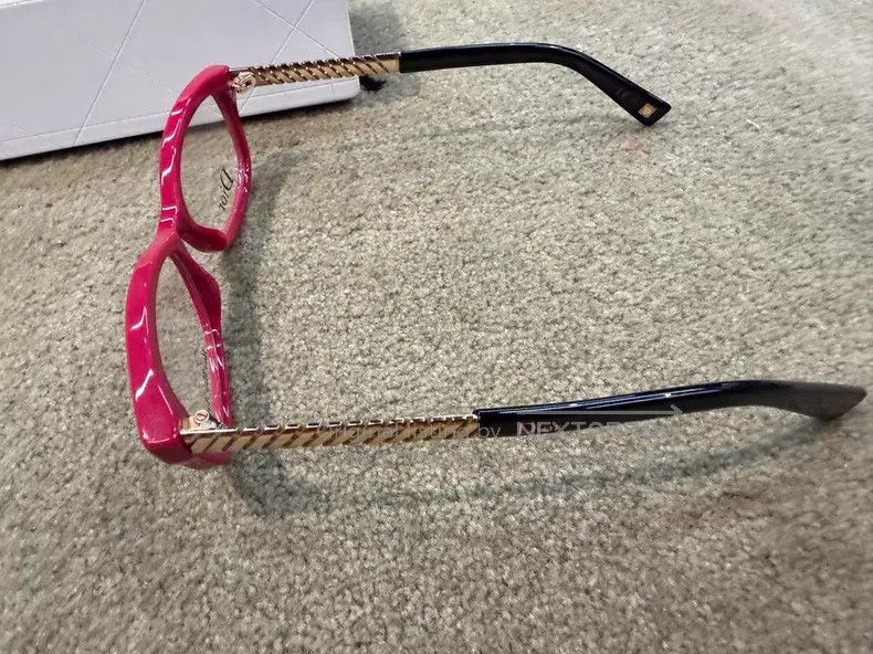 Dior Dior Red Frame Sunglasses with Gold Edges Size ONE SIZE - 7 Thumbnail