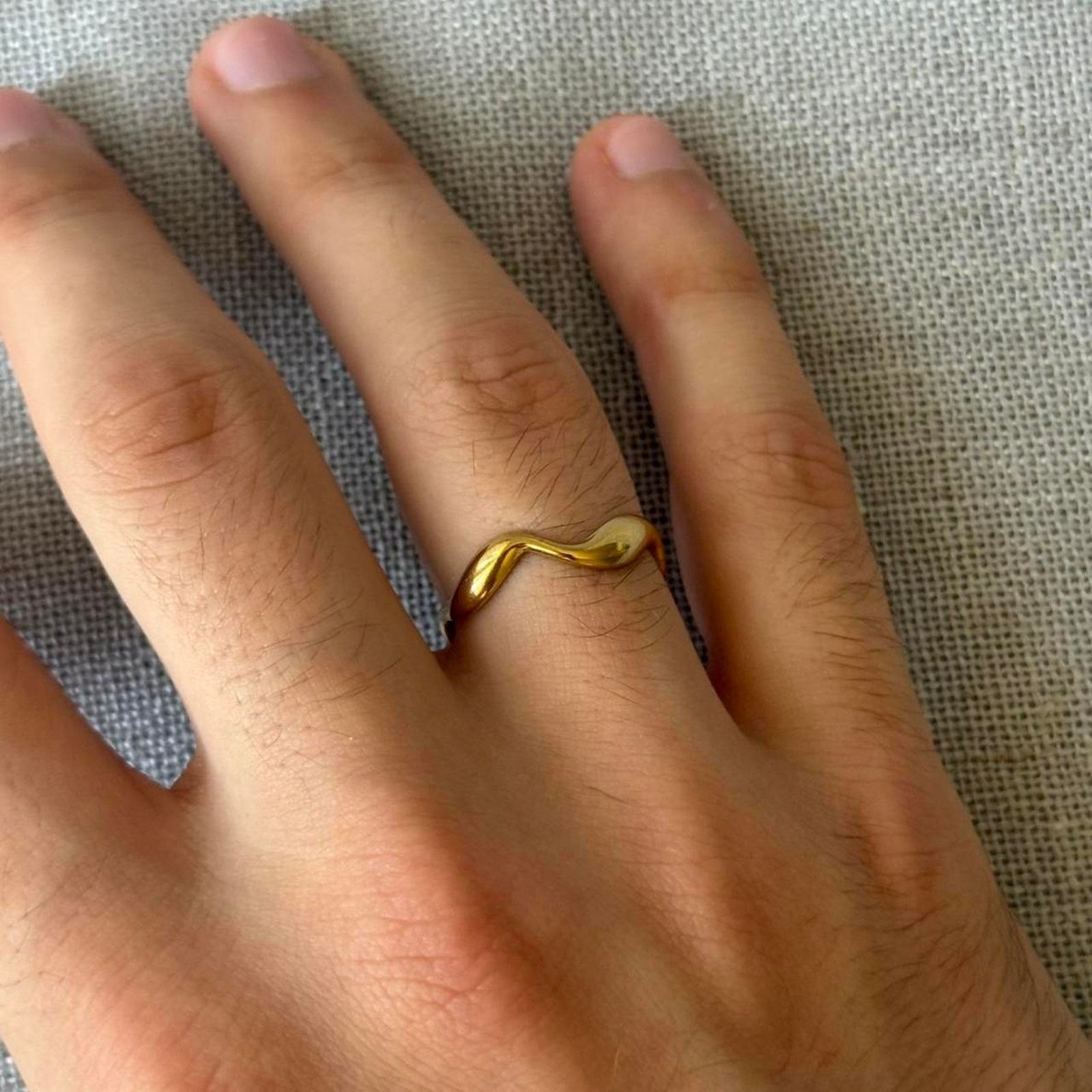 Other Gold asymmetrical ring classic flowy MENS2 Size ONE SIZE - 1 Thumbnail